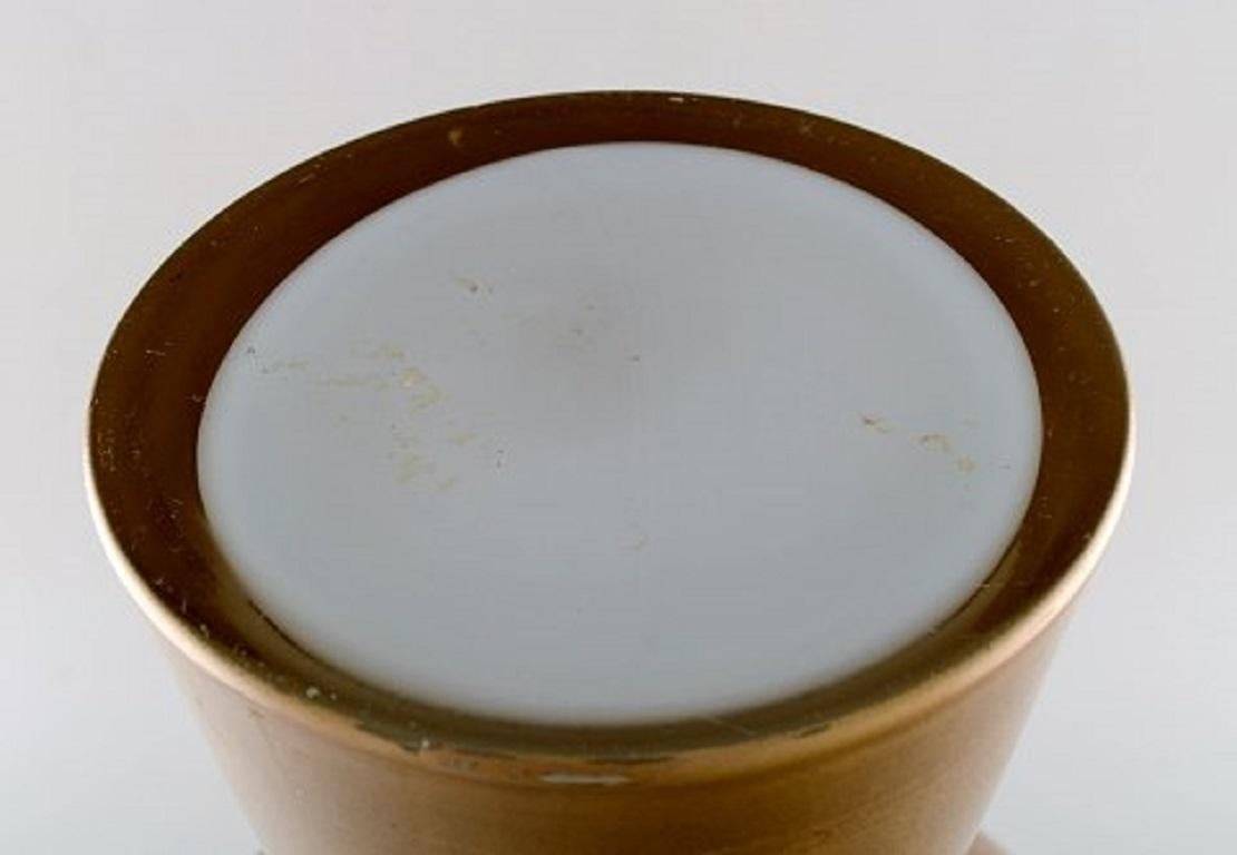 Fine XX secolo Grande vaso in vetro artistico con decorazioni in oro, design scandinavo, circa anni '70 in vendita