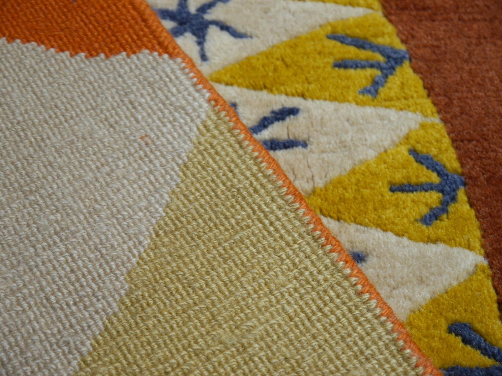 Großer Art Line-Teppich nach Pablo Picasso, handgeknüpft, Wolle, ausgezeichneter Zustand im Angebot 4