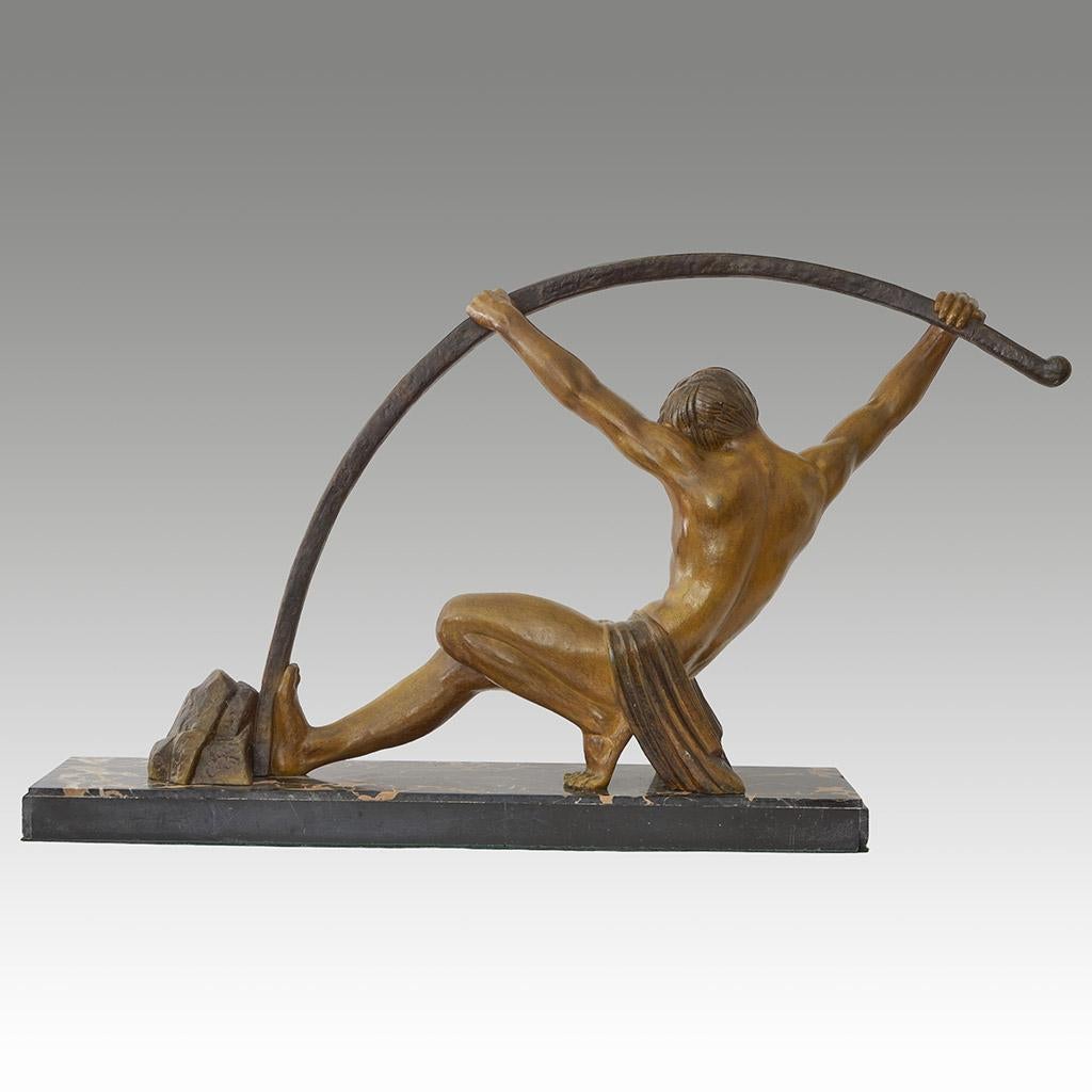 Grande sculpture d'art en métal de Chiparus représentant un homme athlétique pliant une barre en métal Excellent état - En vente à Forest Row, East Sussex