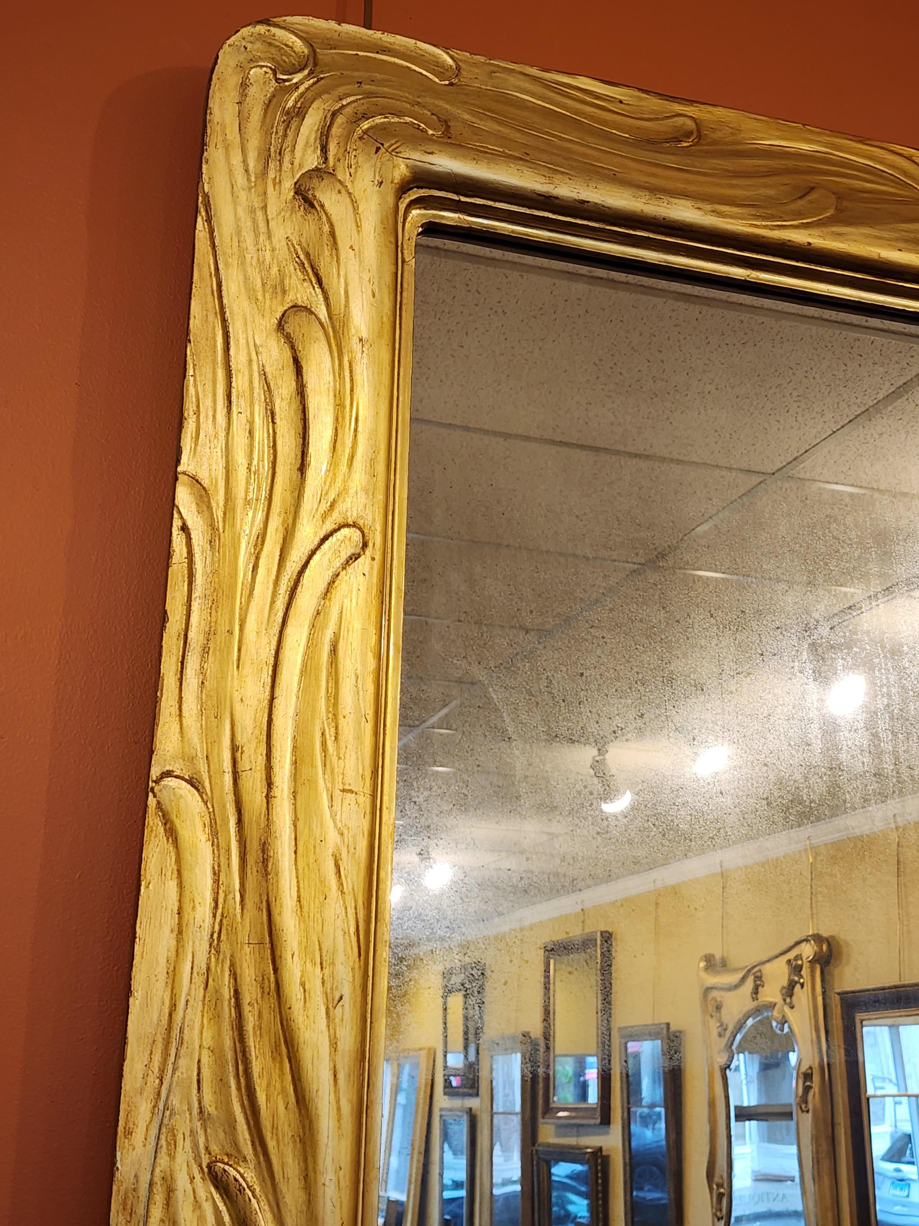 Large Art Nouveau Mirror American Circa 1905 In Good Condition For Sale In Hudson, NY
