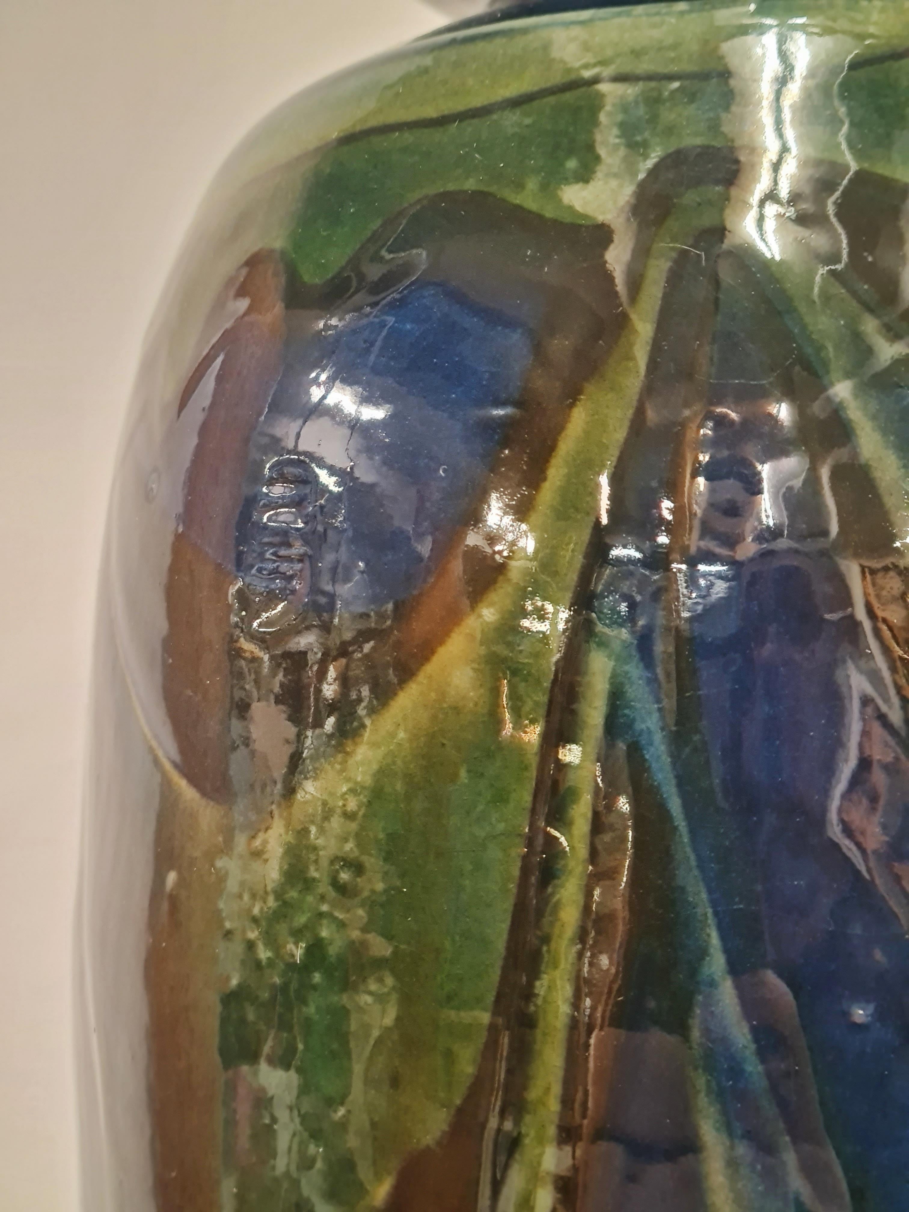 Début du 20ème siècle Grand vase Art nouveau à glaçure bleue et verte par Herman Kähler, Danemark c. 1900 en vente