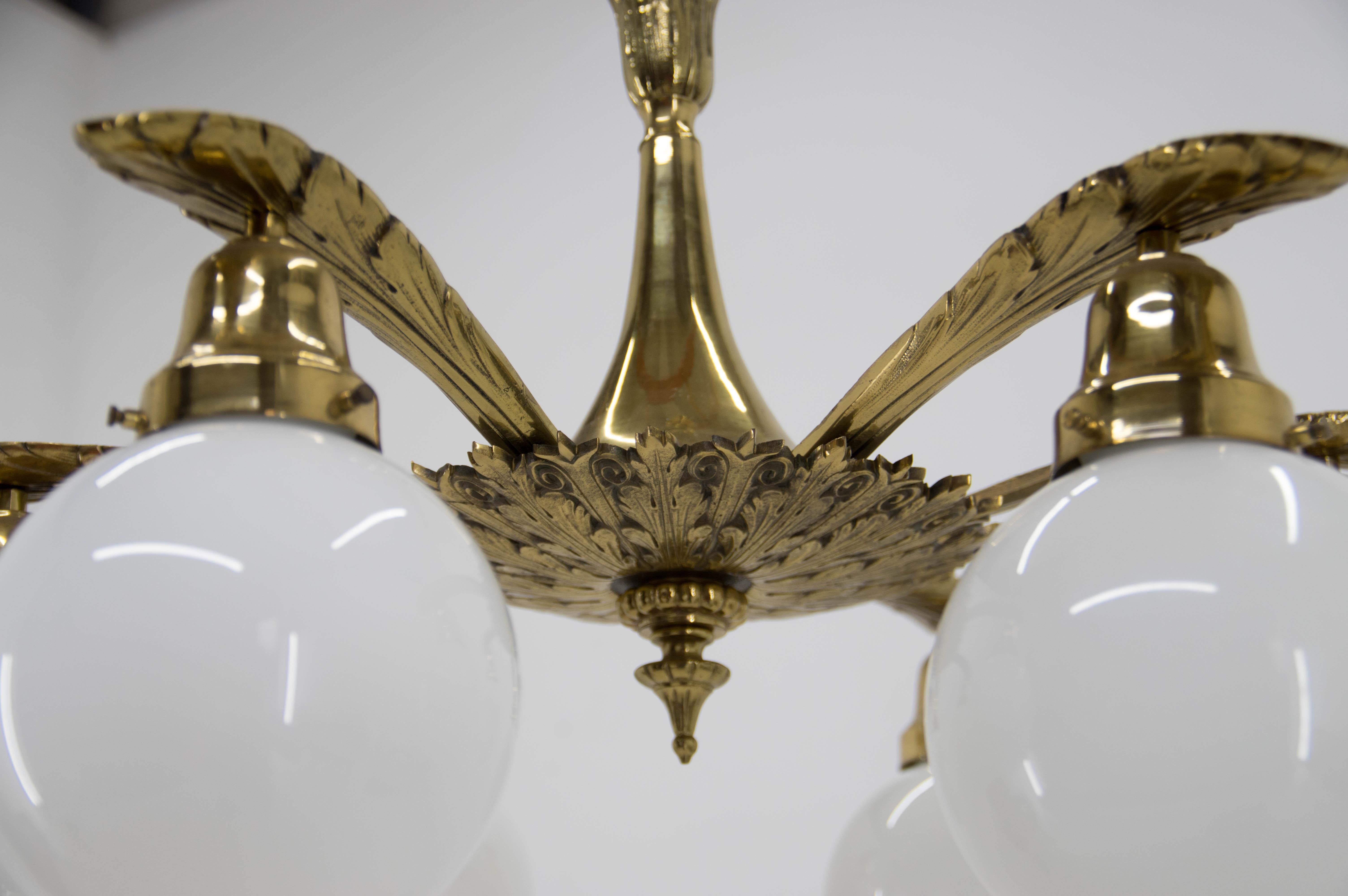 Large Art Nouveau Brass and Glass Chandelier In Good Condition In Praha, CZ