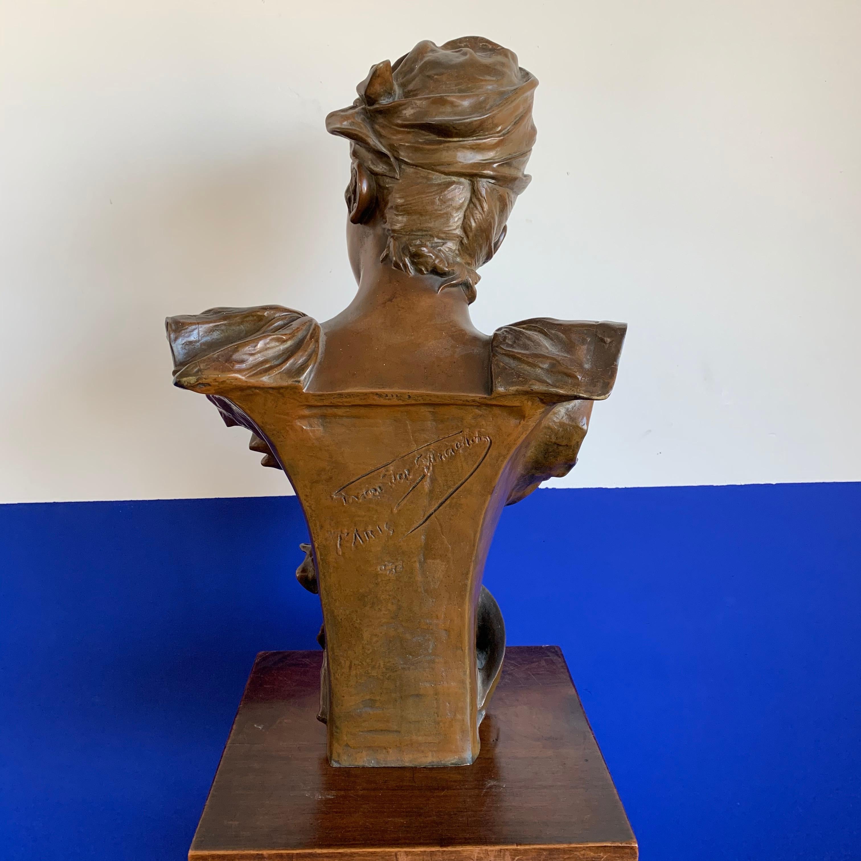 Large Art Nouveau Bronze Lady Bust Sculpture by Georges Van der Straeten, Paris For Sale 3