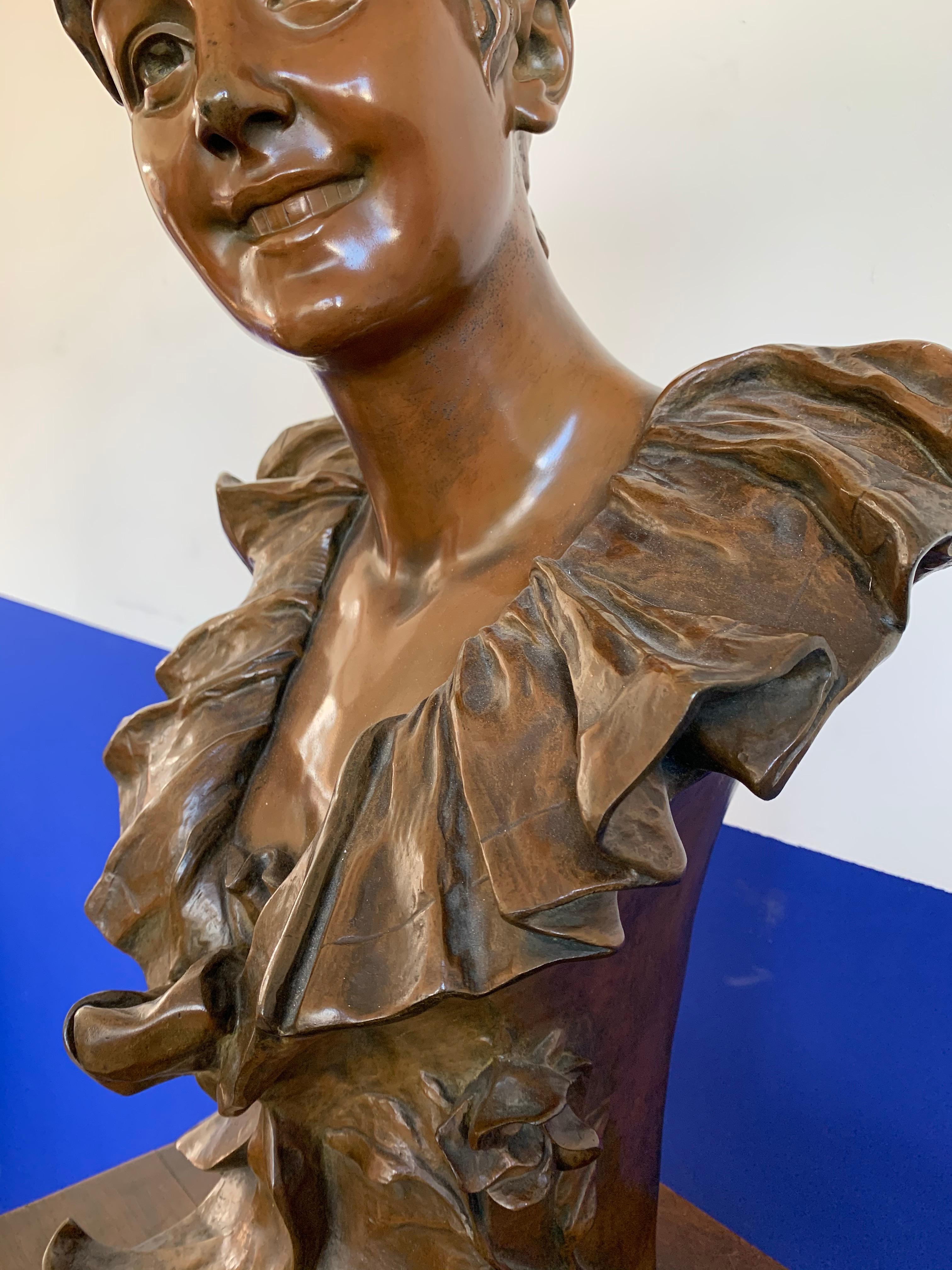 Large Art Nouveau Bronze Lady Bust Sculpture by Georges Van der Straeten, Paris For Sale 7