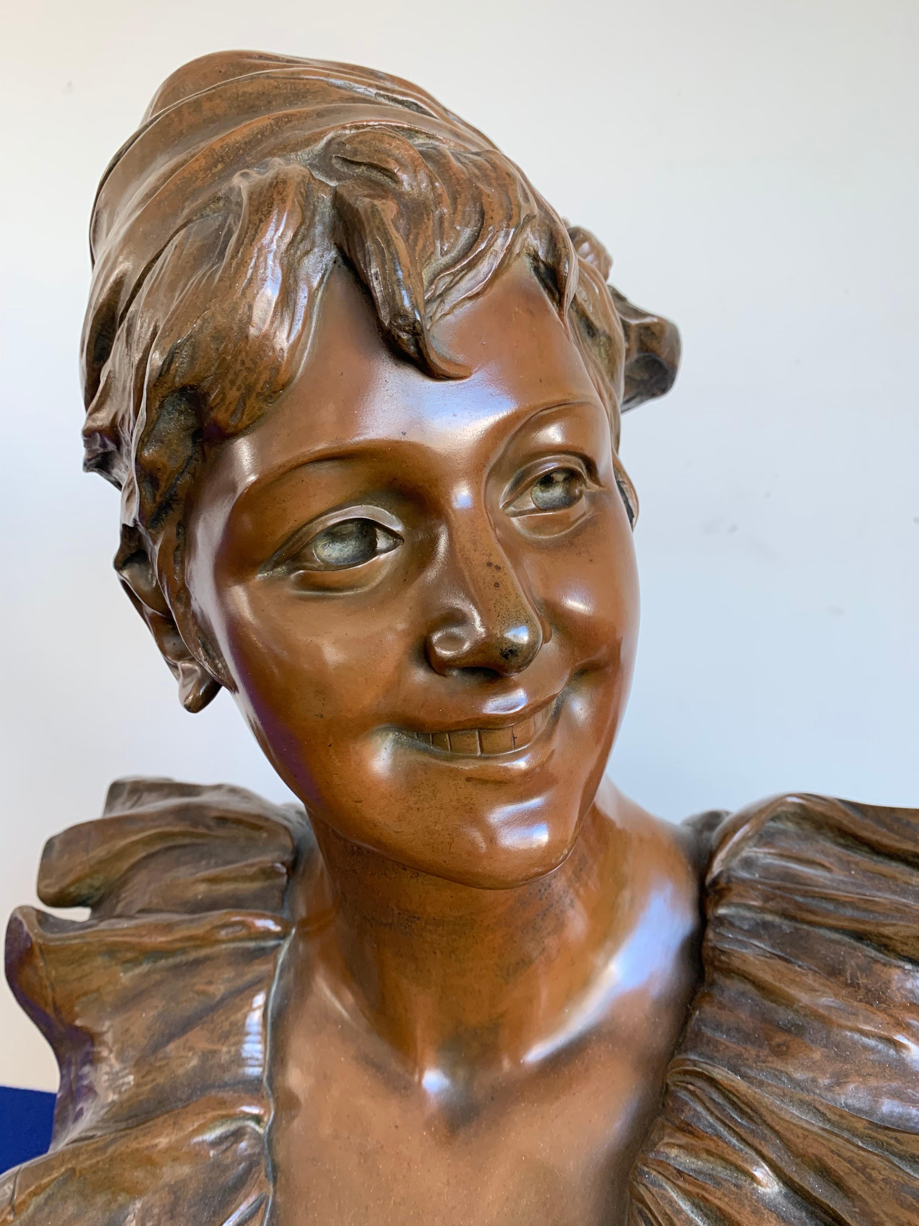 Des Art Nouveau Bronze Sculpture Une Femme 708BG 