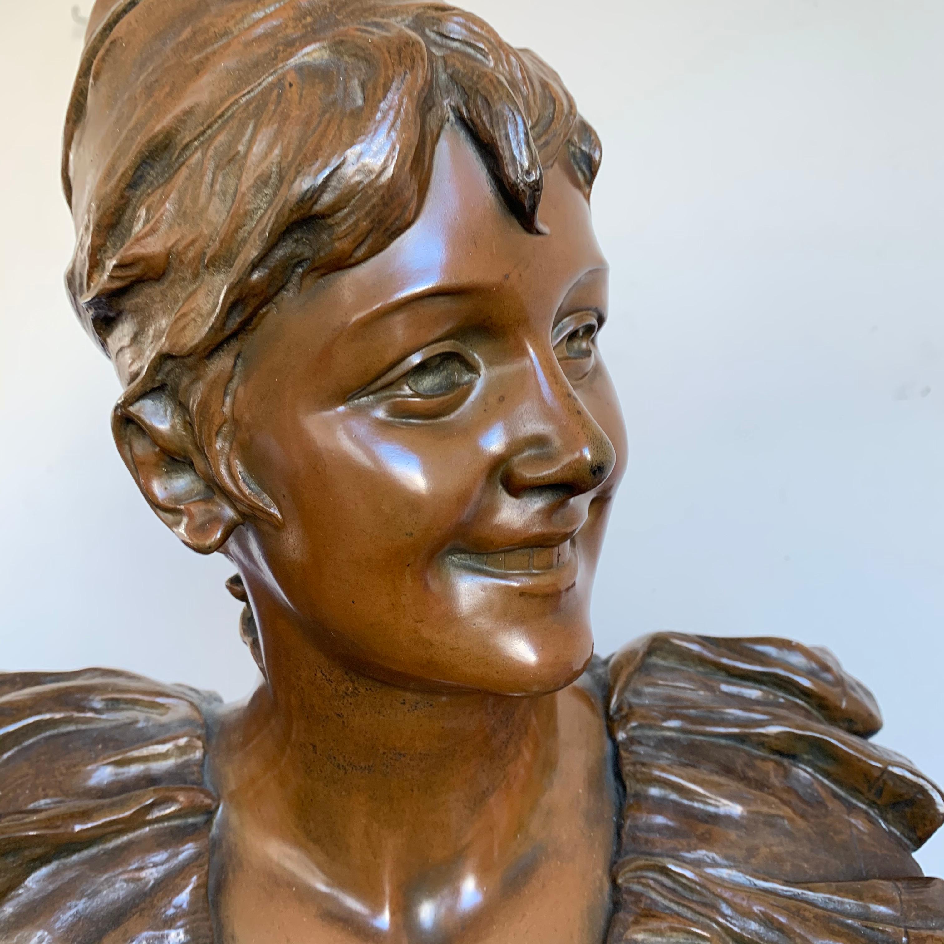Belge Grande sculpture de buste de femme en bronze Art Nouveau de Georges Van der Straeten, Paris en vente