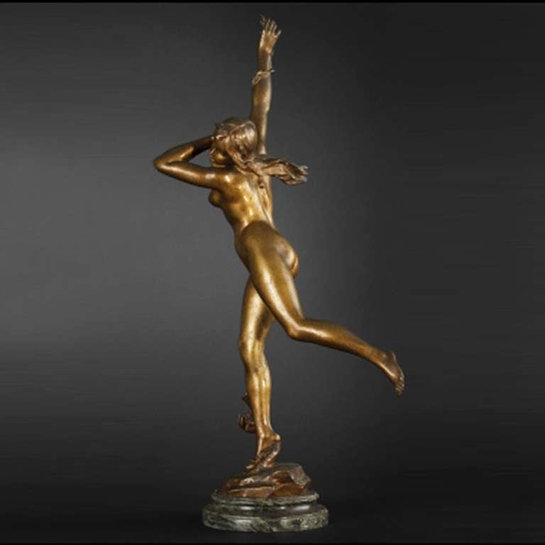 20ième siècle Grande sculpture en bronze Art Nouveau Daphne par Jules Dercheu:: France:: vers 1900