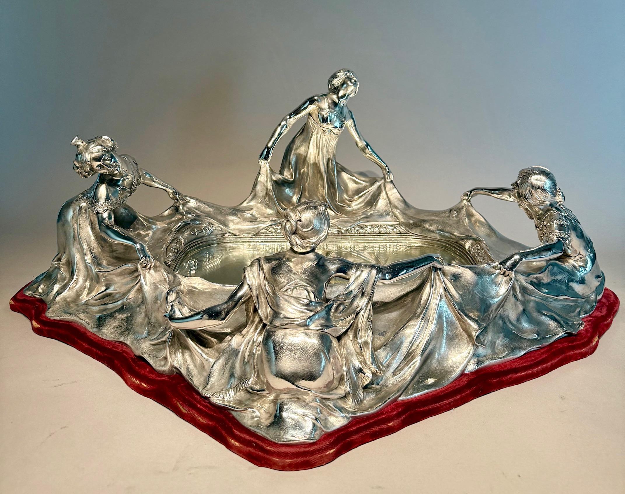 Large Art Nouveau bronze Silver-Plated Centerpiece. Circa 1900s. For Sale 1