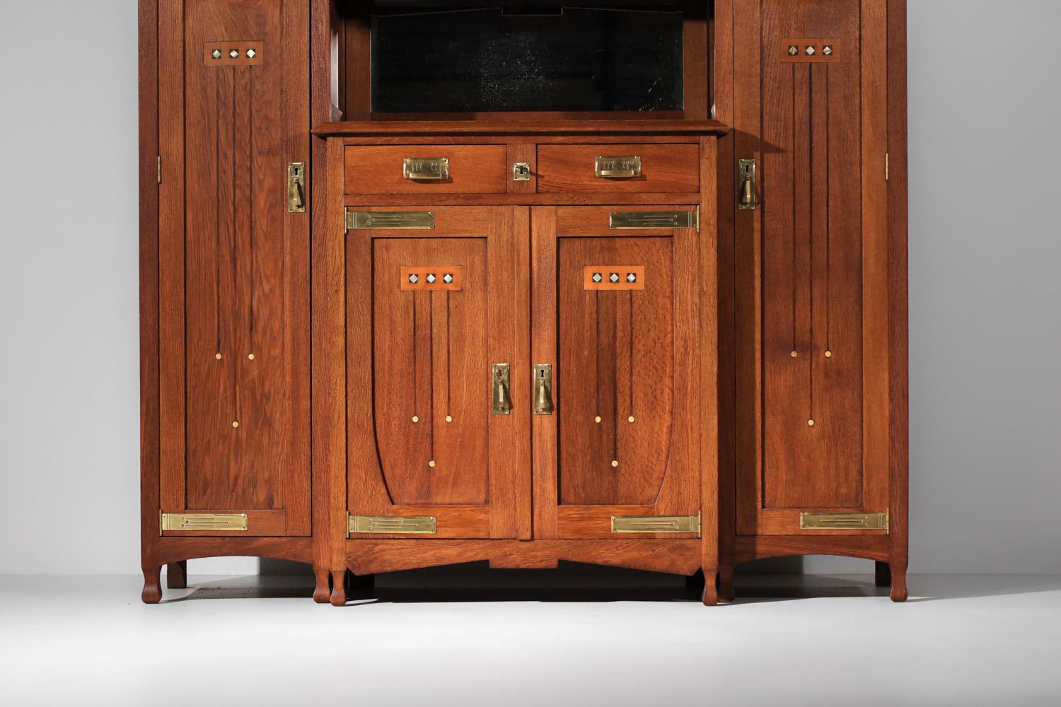 large art nouveau buffet attributed of gustave serrurier bovy from the 1930s  For Sale 4