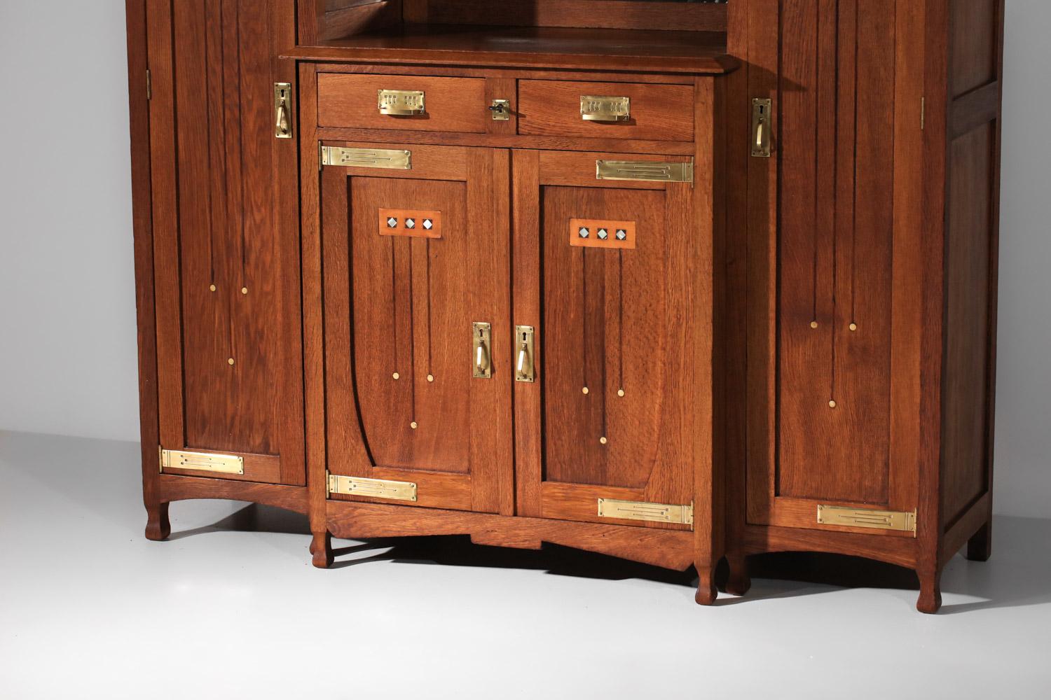 large art nouveau buffet attributed of gustave serrurier bovy from the 1930s  For Sale 8