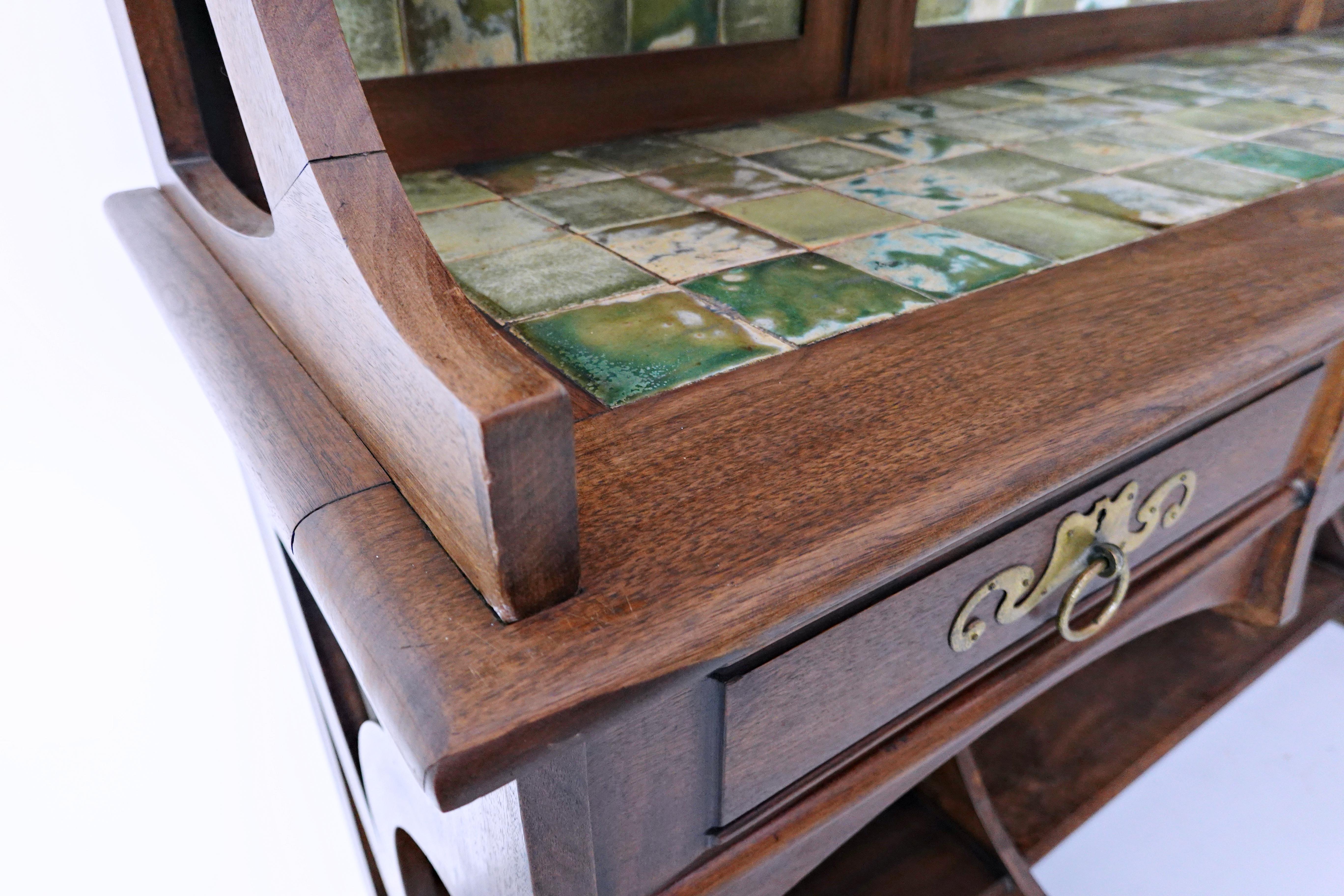 Large Art Nouveau buffet, by Gustave Serrurier-Bovy.