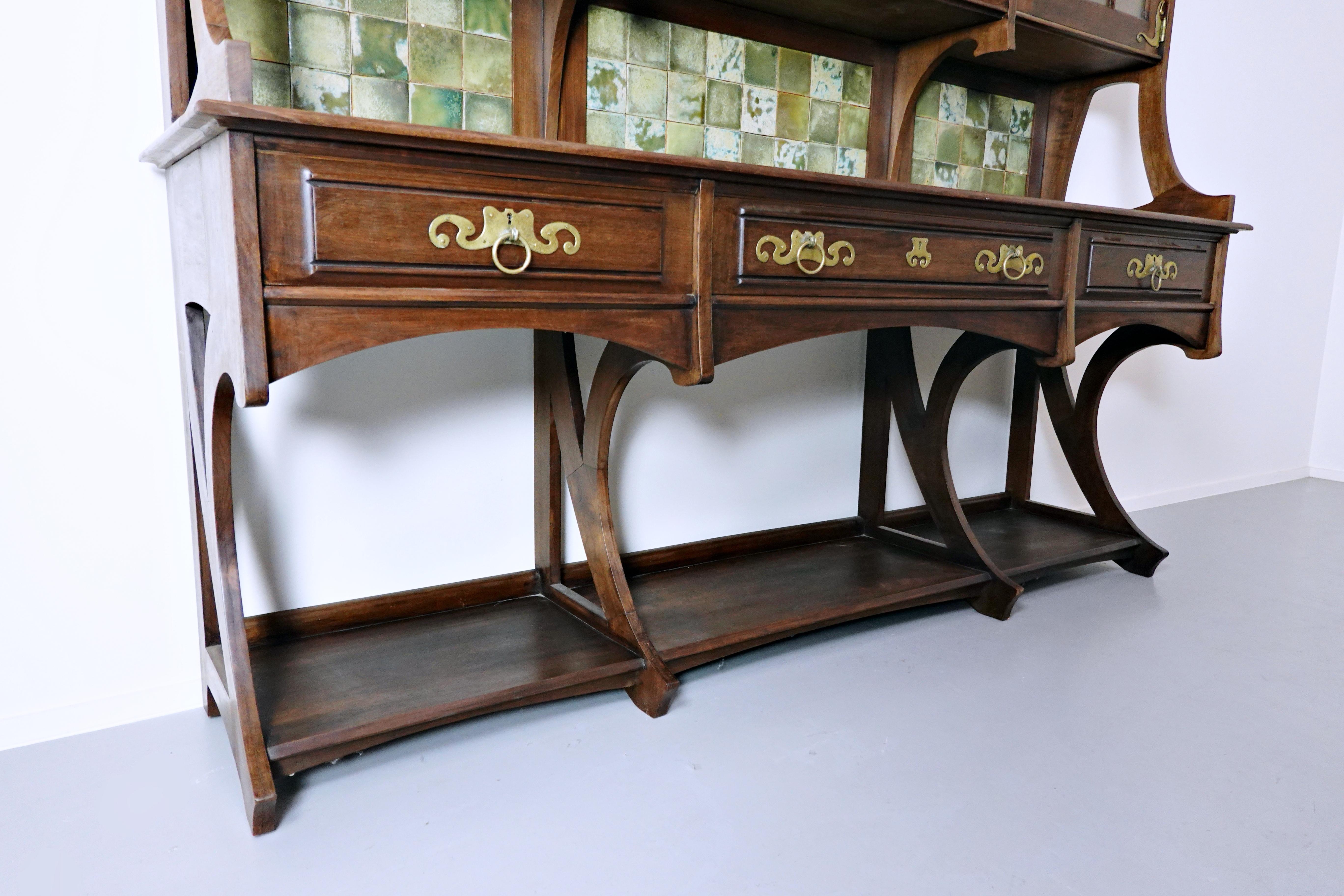 Large Art Nouveau Buffet, by Gustave Serrurier-Bovy In Good Condition In Brussels, BE