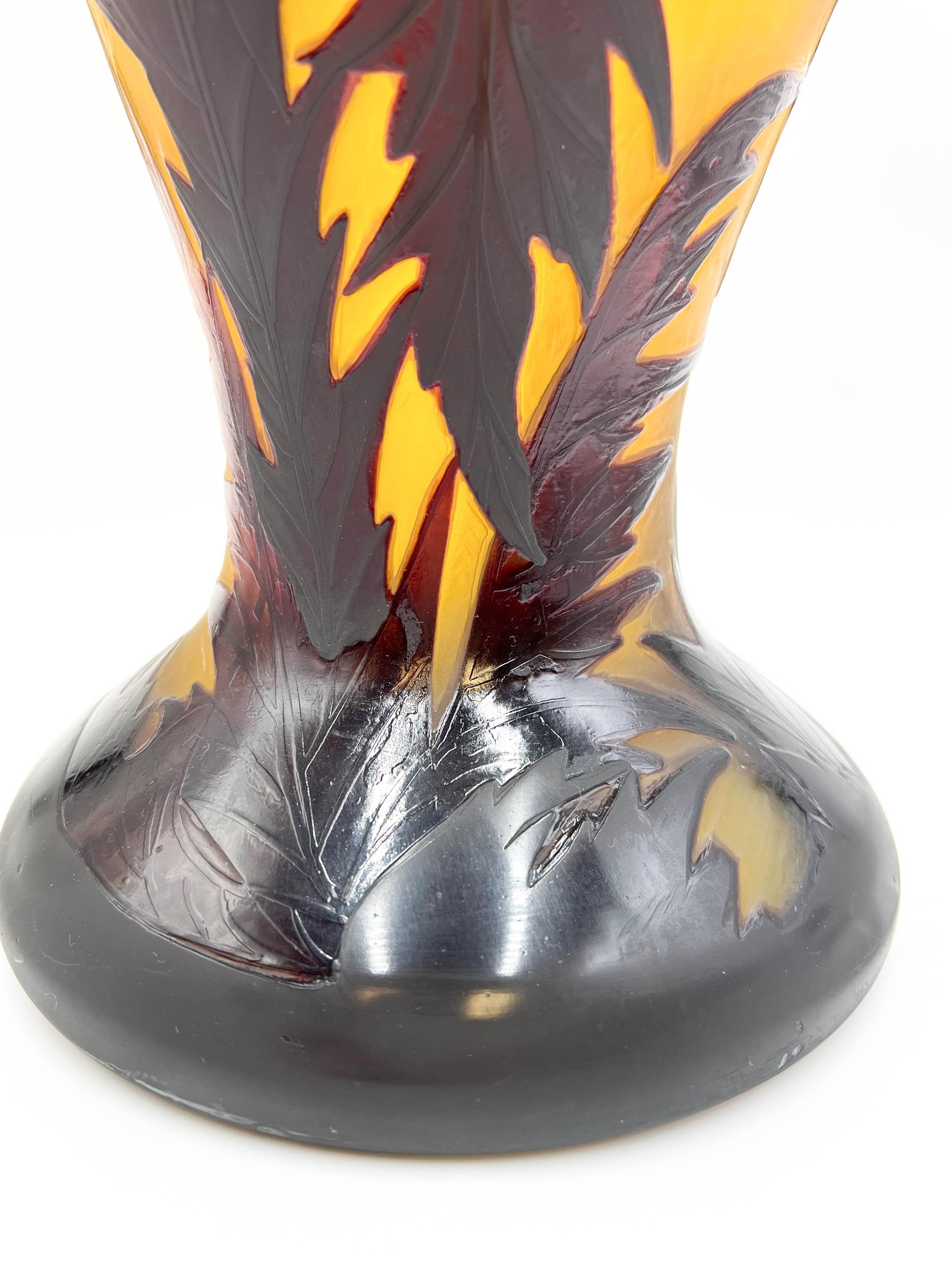 Grande vaso a cammeo Art Nouveau, dopo Émile Gallé in vendita 9