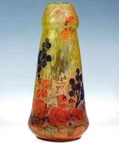 Large Art Nouveau Cameo Vase, Mures Sauvages, Daum Nancy, France, Ca 1900/1905