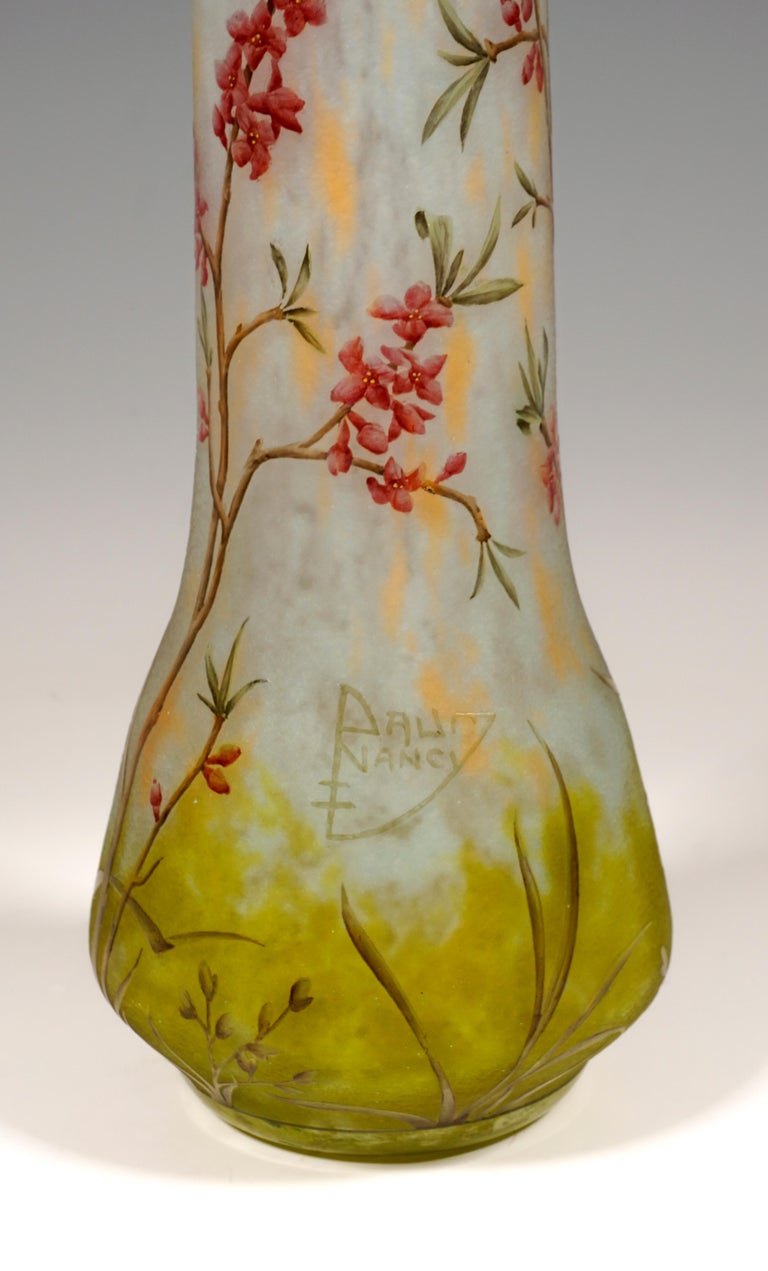 Glass Large Art Nouveau Cameo Vase with Oleander Decor, Daum Nancy, France, 1910/15 For Sale