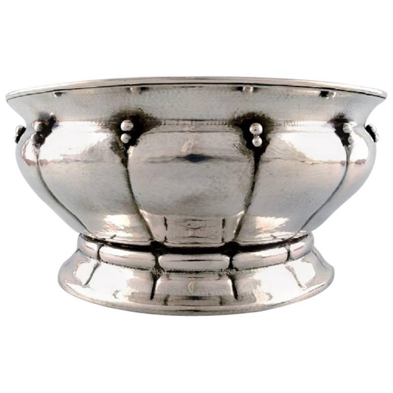 Large Art Nouveau Champagne Cooler or Fruit Bowl of Hammered Silver