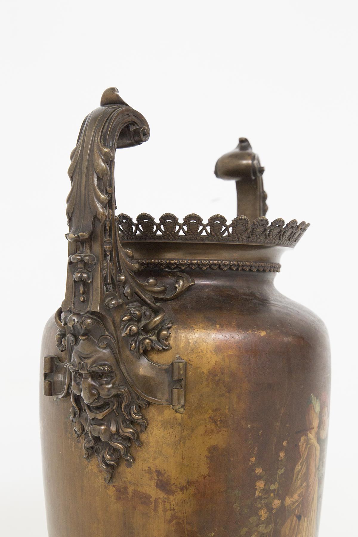 Grand vase en bronze peint de style Art nouveau en vente 4