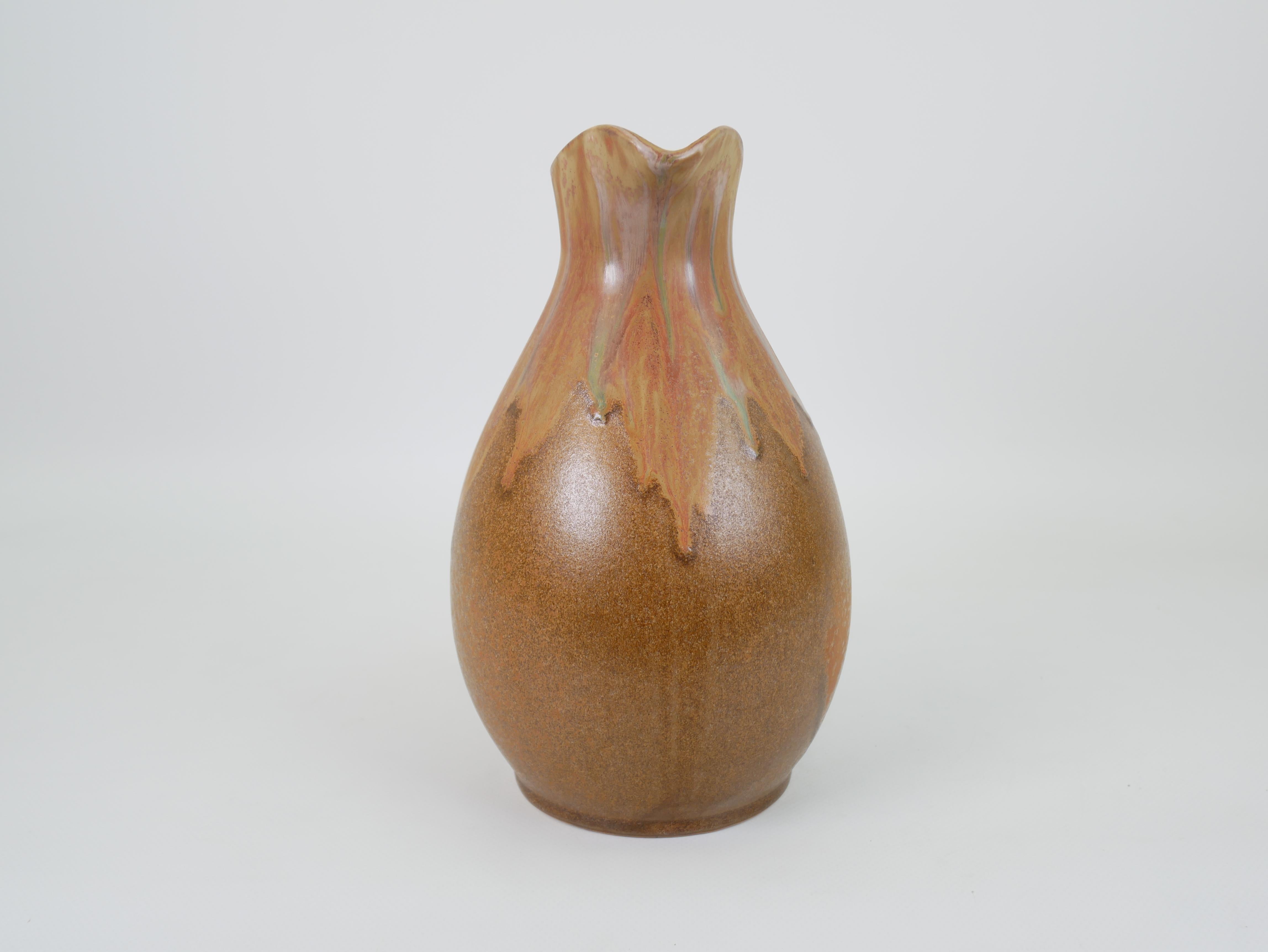 Large Art Nouveau Pitcher by Denbac France In Excellent Condition For Sale In NICE, FR