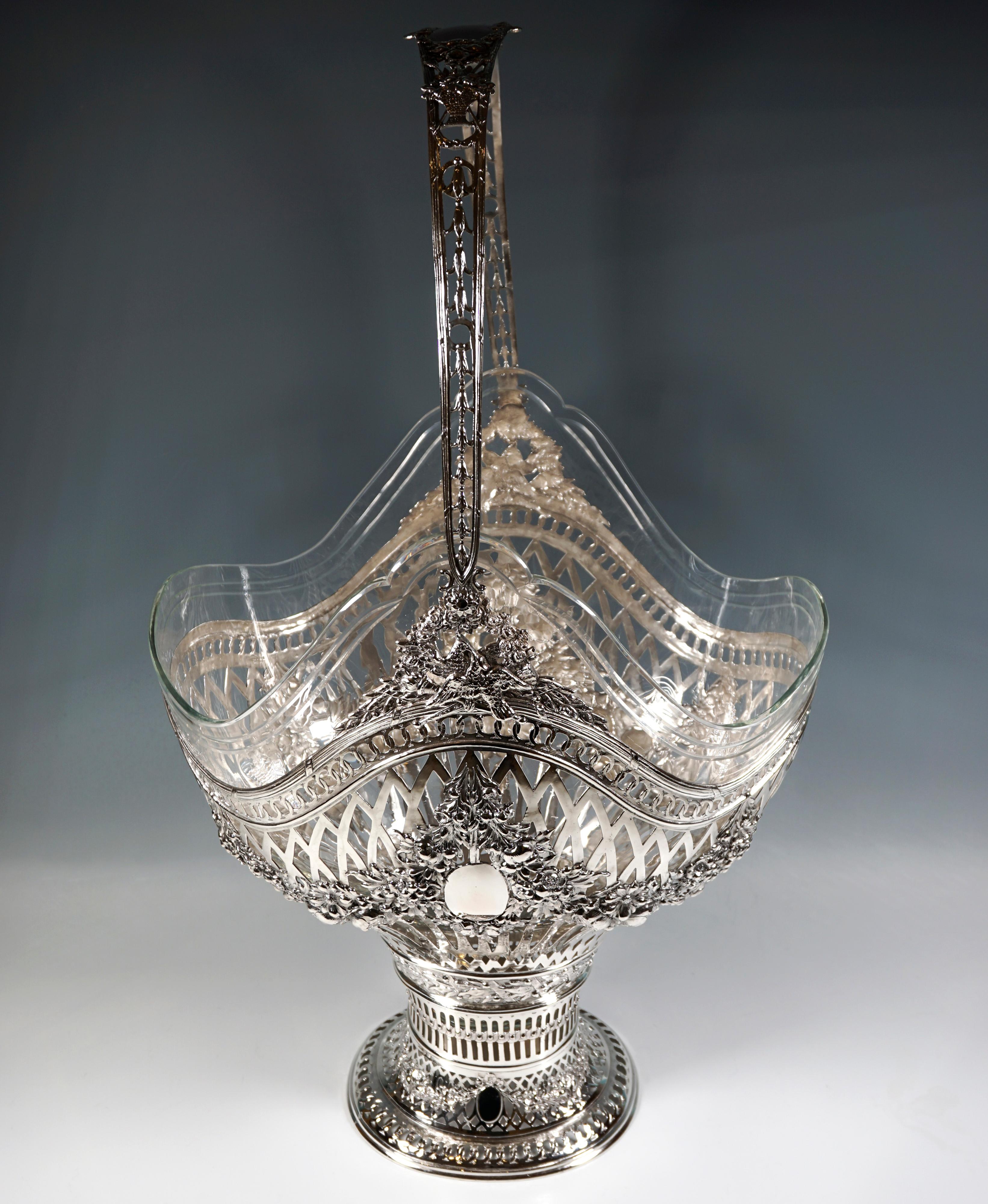 Gran cesta Art Nouveau con asa de plata e inserto de cristal, Jean Schlingloff, 1910 en Bueno Estado en Vienna, AT