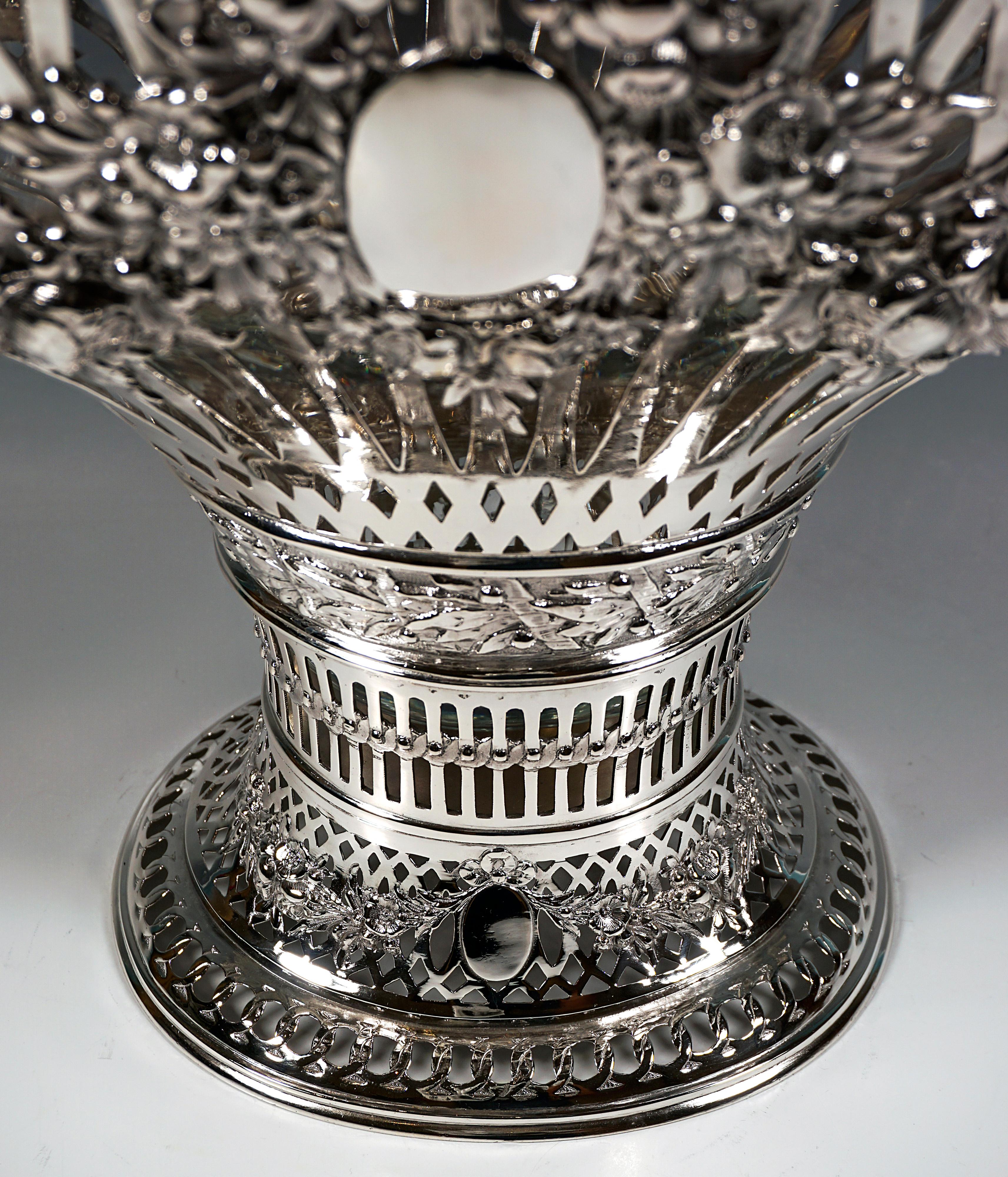 Gran cesta Art Nouveau con asa de plata e inserto de cristal, Jean Schlingloff, 1910 2