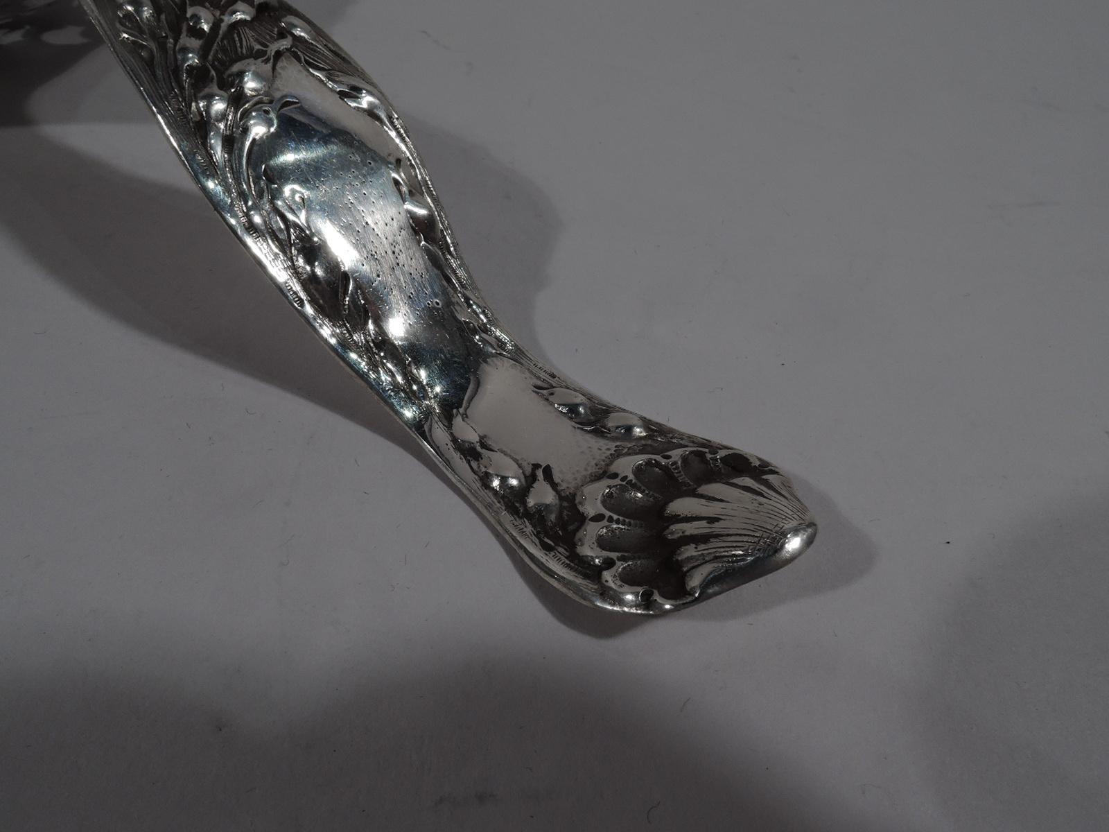 Large Art Nouveau Sterling Silver Bonbon Scoop by Meriden Britannia In Excellent Condition In New York, NY