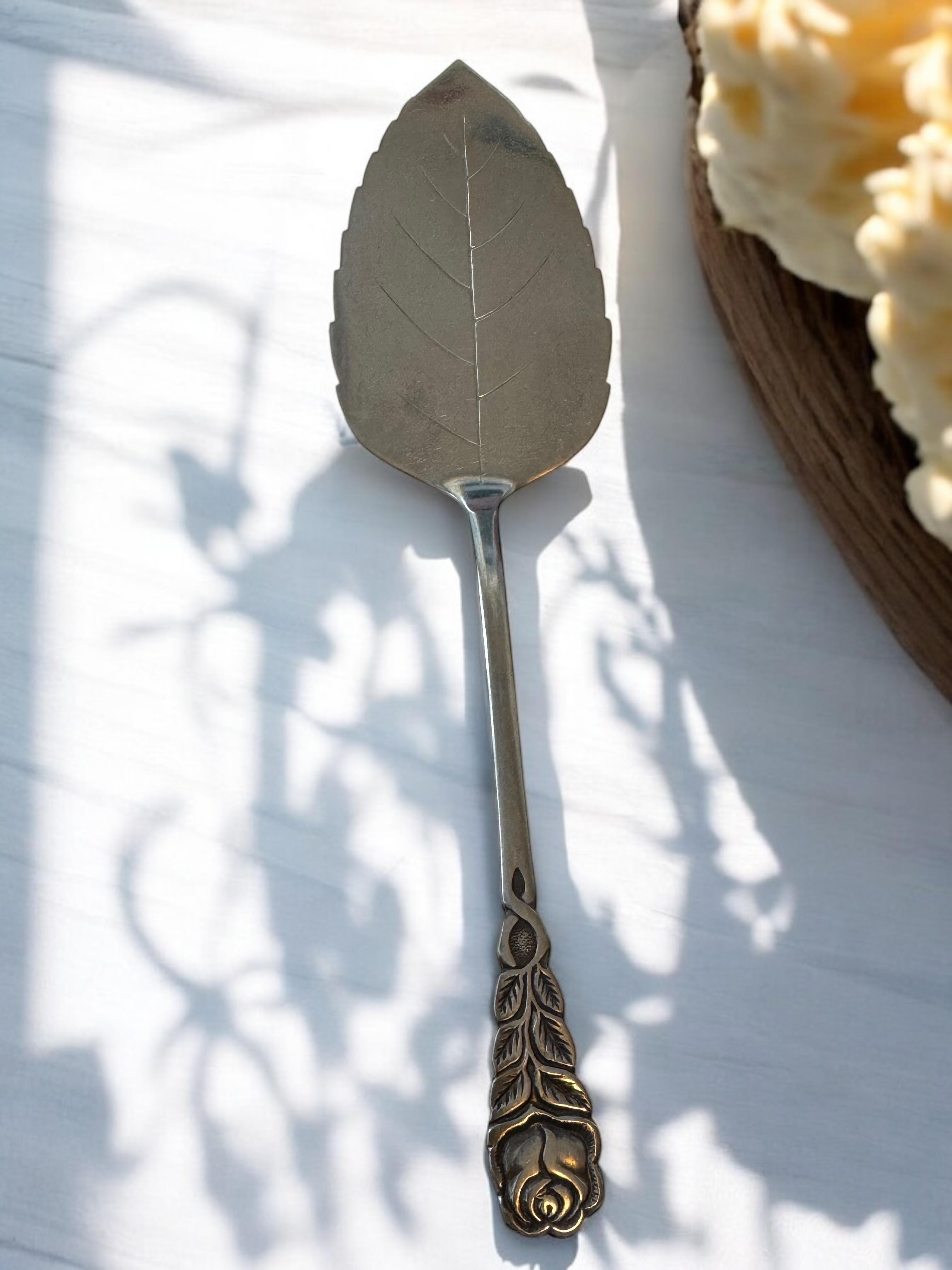 Großes, versilbertes Besteck im Jugendstil Hildesheim-Kake im Art nouveau-Stil, Shovel 1960er Jahre im Angebot 4
