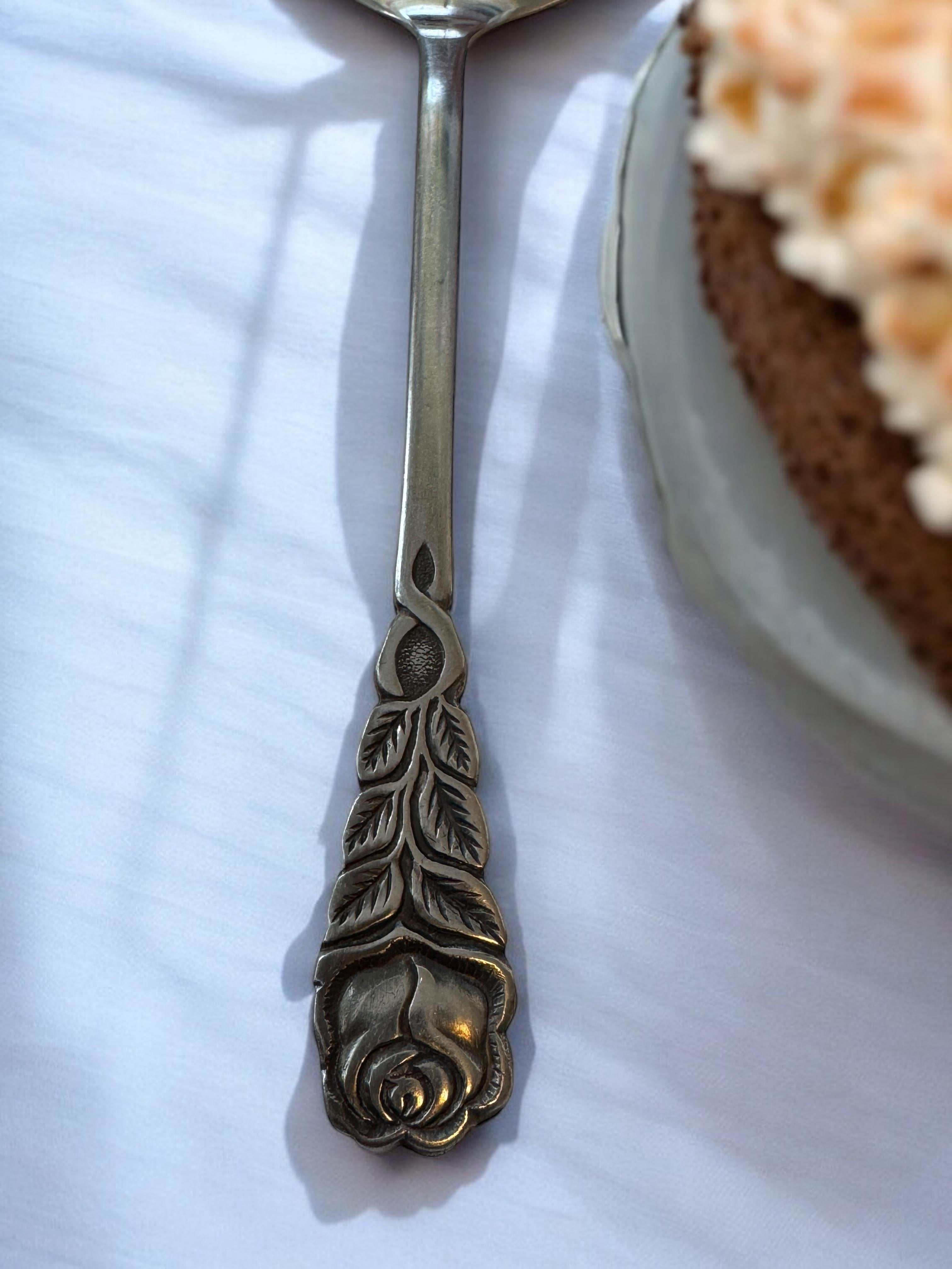 Großes, versilbertes Besteck im Jugendstil Hildesheim-Kake im Art nouveau-Stil, Shovel 1960er Jahre im Angebot 5