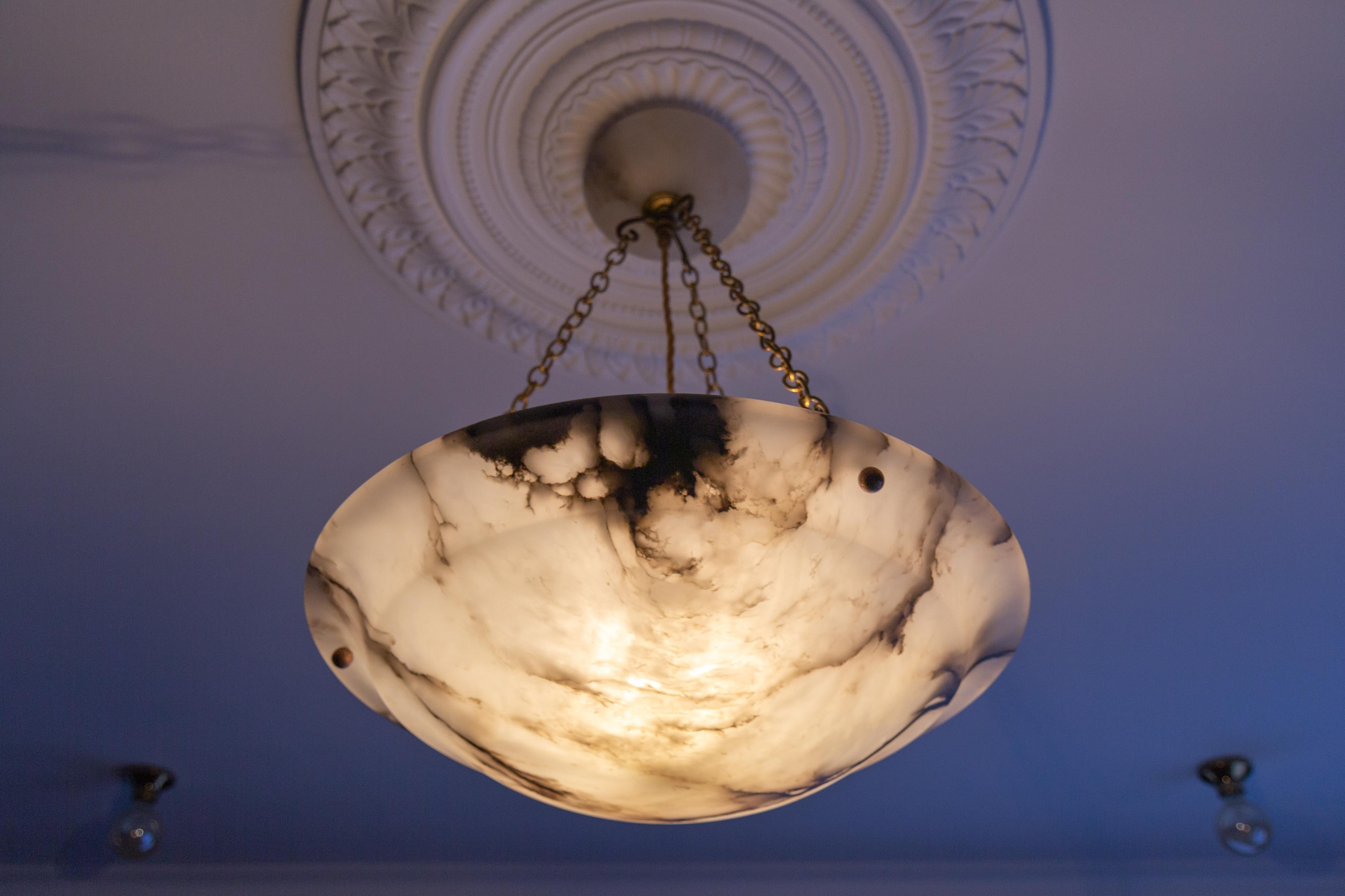 French Large Art Nouveau White and Black Veined Alabaster Pendant Light, ca 1920