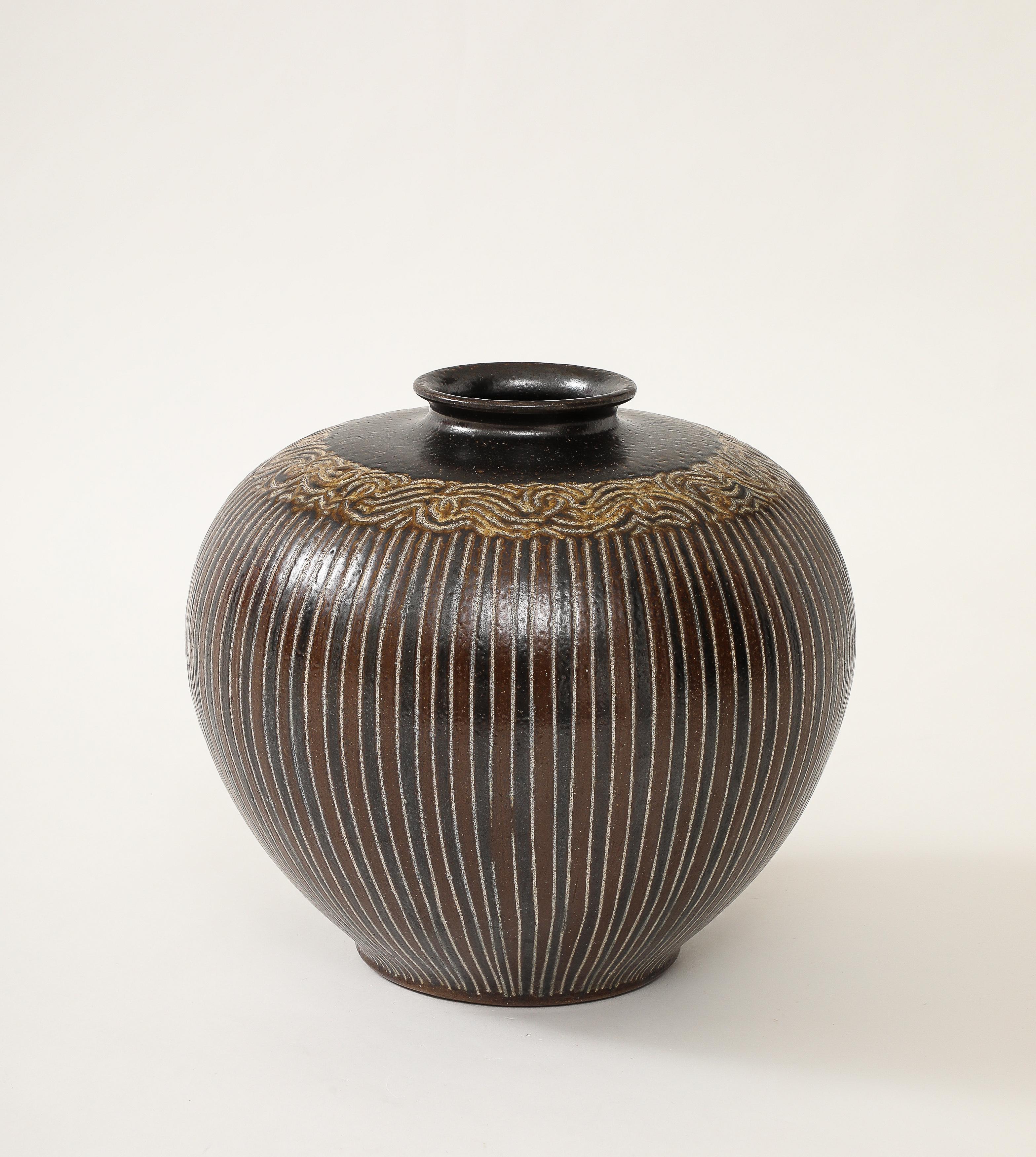 Large Arthur Andersson Floor Vase, Wallåkra, Sweden, c. 1950's, signed For Sale 4