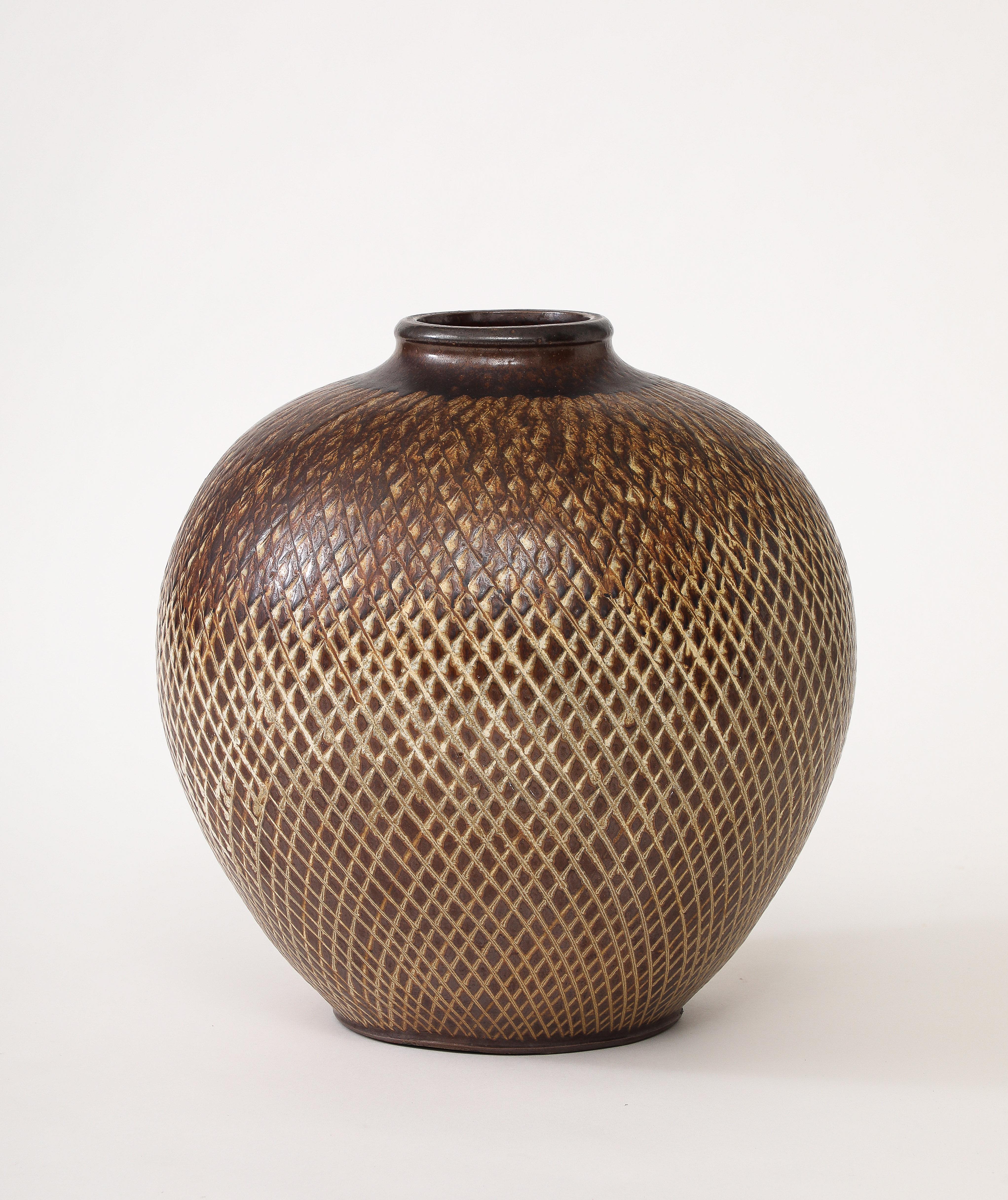 Large Arthur Andersson Stoneware Floor Vase by Wallåkra, Sweden, 1950, signed For Sale 4
