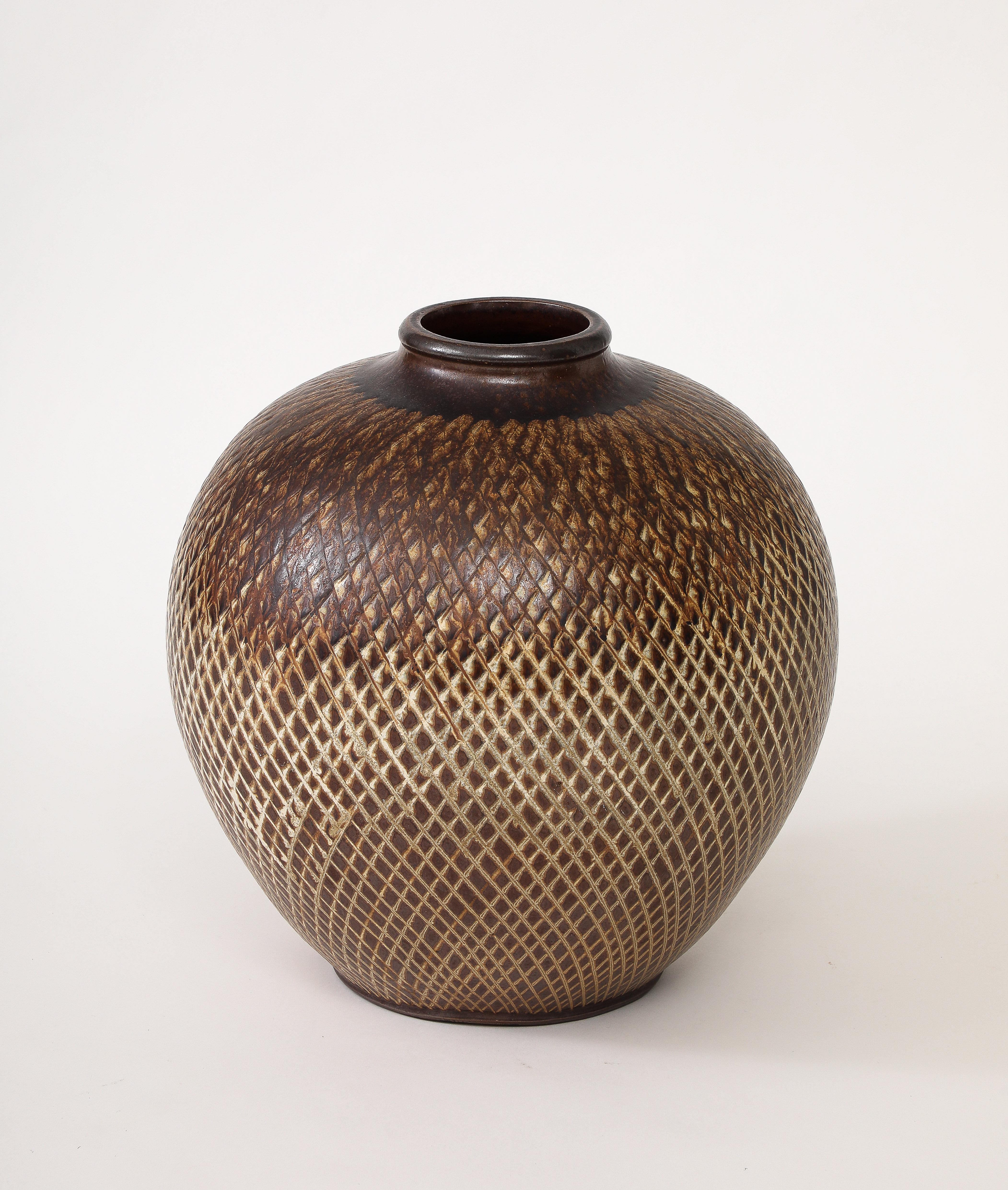 Large Arthur Andersson Stoneware Floor Vase by Wallåkra, Sweden, 1950, signed For Sale 11