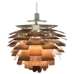 Grande lampe artichaut de Poul Henningsen