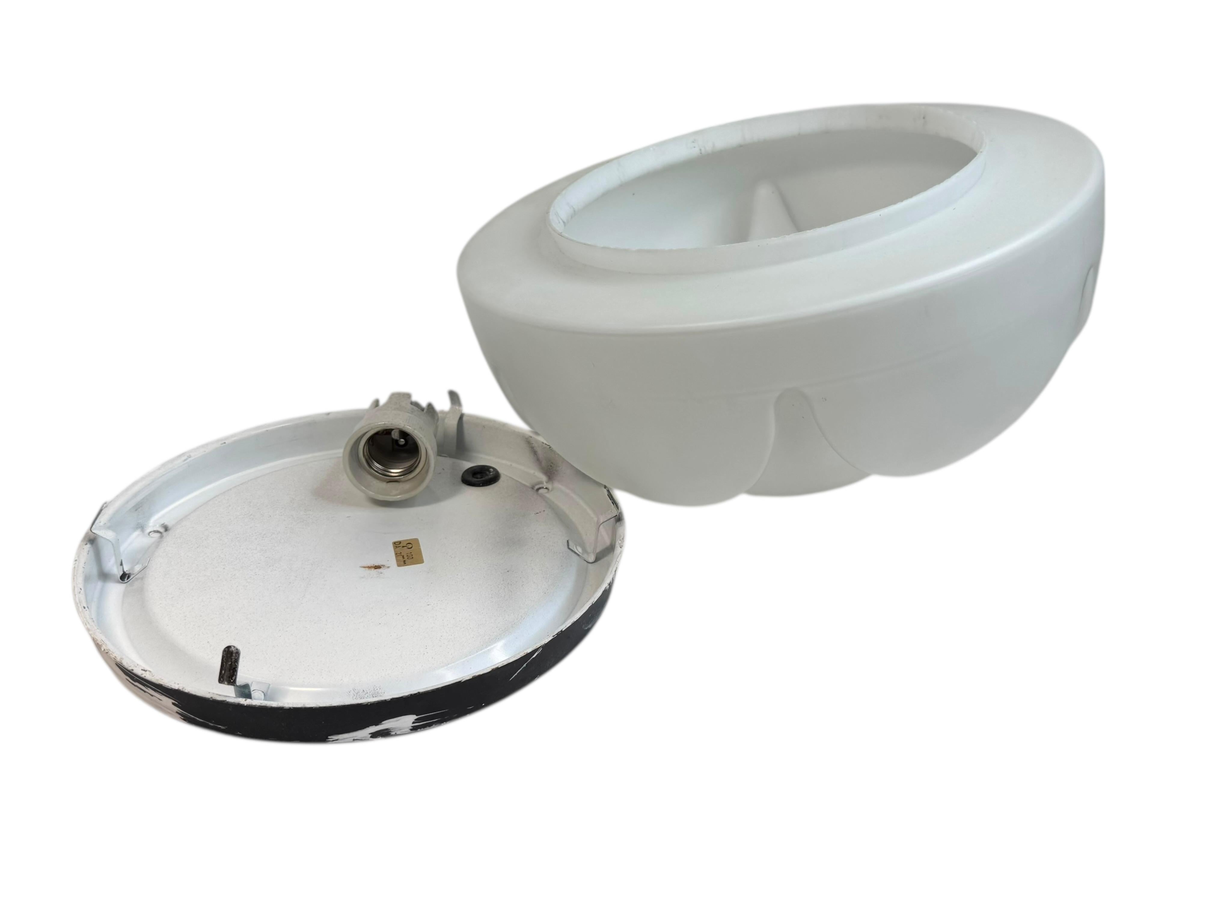 Großer Artischockenlotus Weiß Opal Wandhalterung von Peill & Putzler, 1970er, Germany im Angebot 1