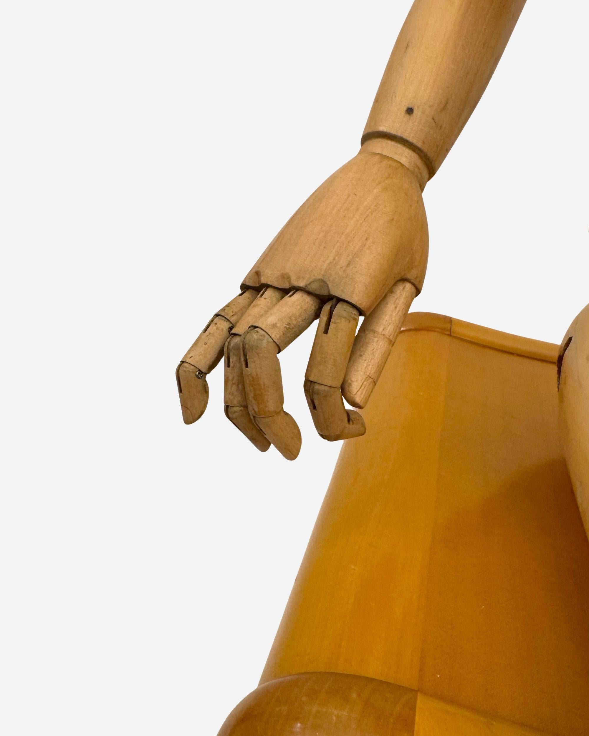 Large articulated painter's mannequin France or Italy, circa 1950 For Sale 5