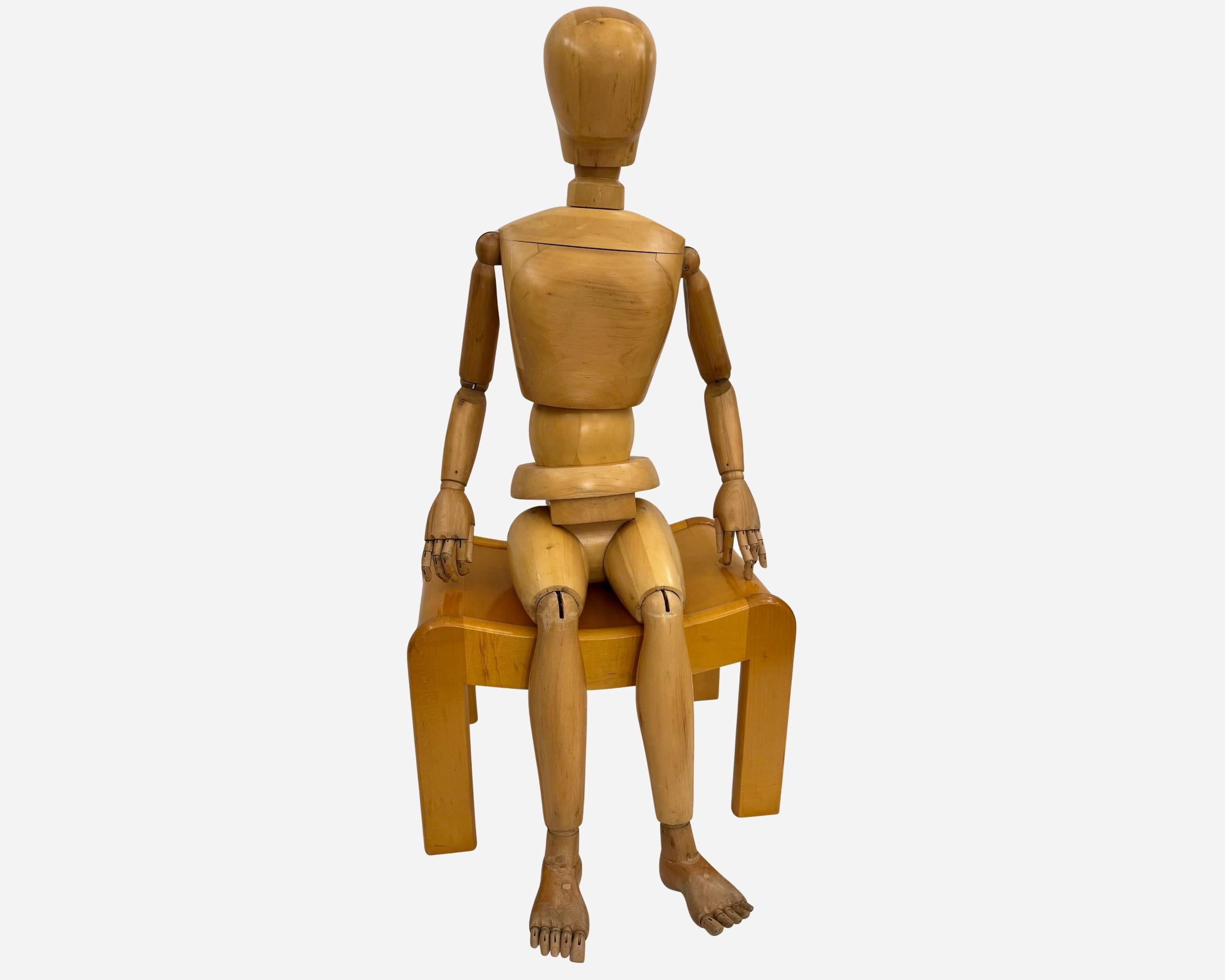 Large articulated painter's mannequin France or Italy, circa 1950 For Sale 2