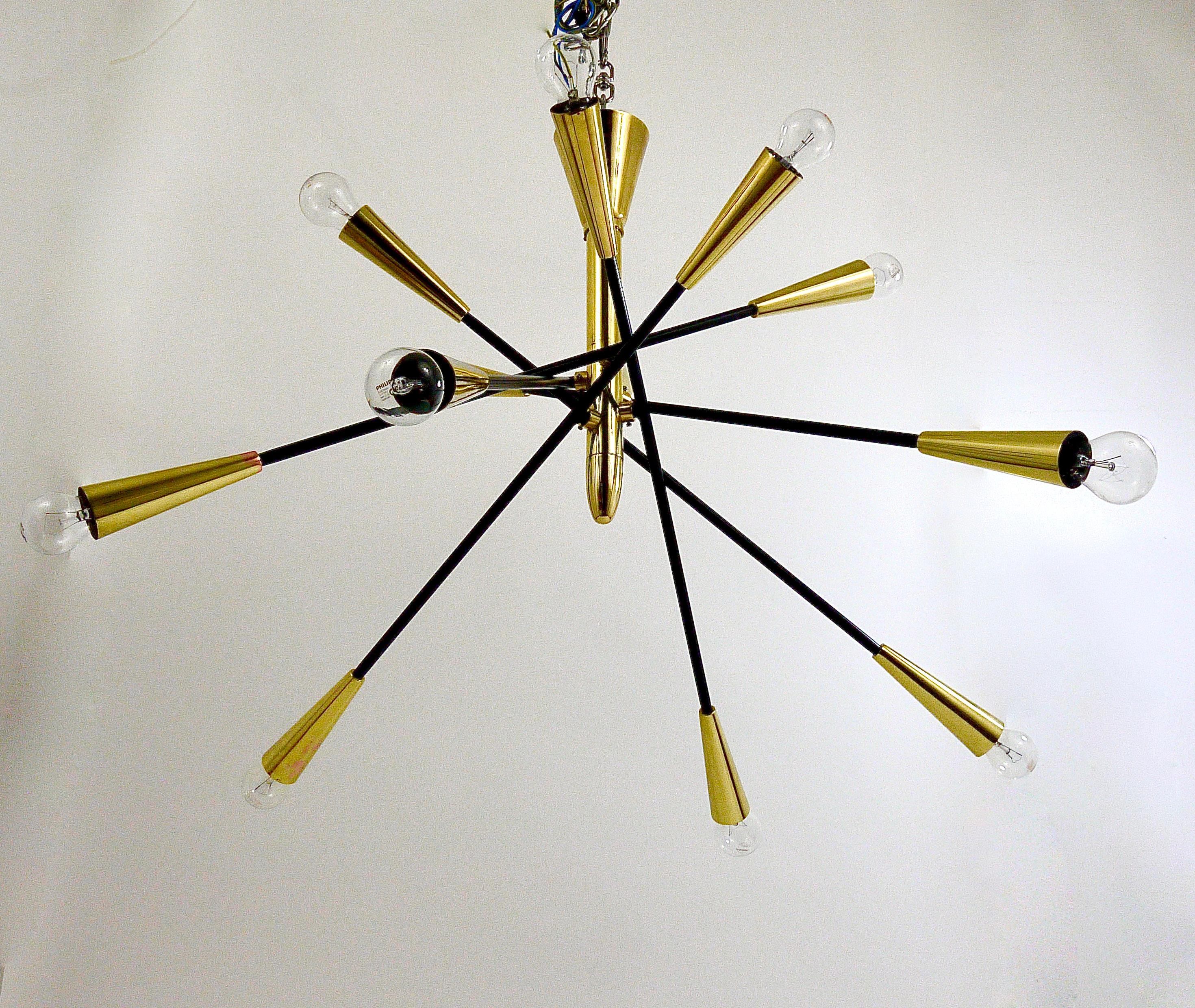 Stilnovo Style Huge Articulating Black and Brass Sputnik Chandelier, Italy, 1950 For Sale 3