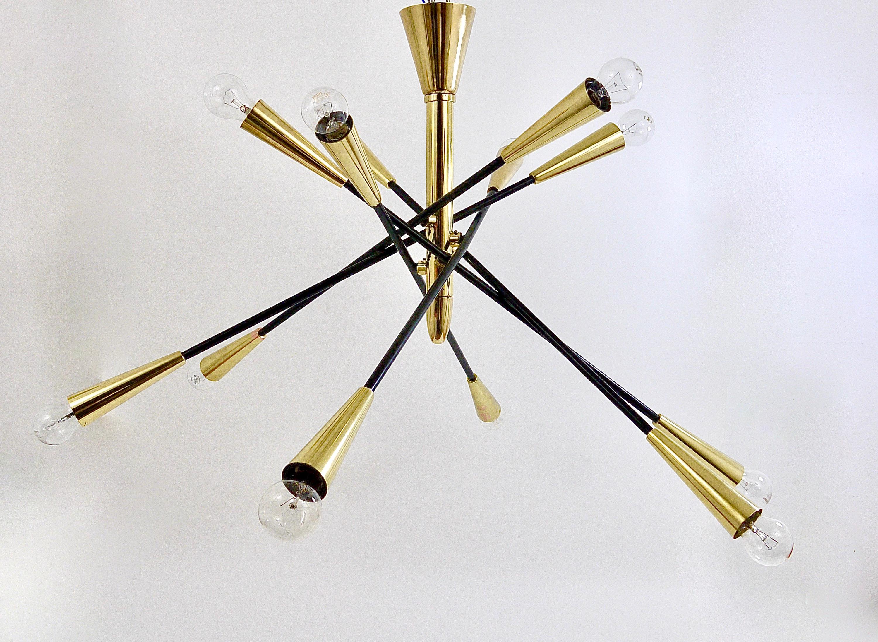 20th Century Large Articulating Black and Brass Sputnik Chandelier in the Style of Stilnovo For Sale