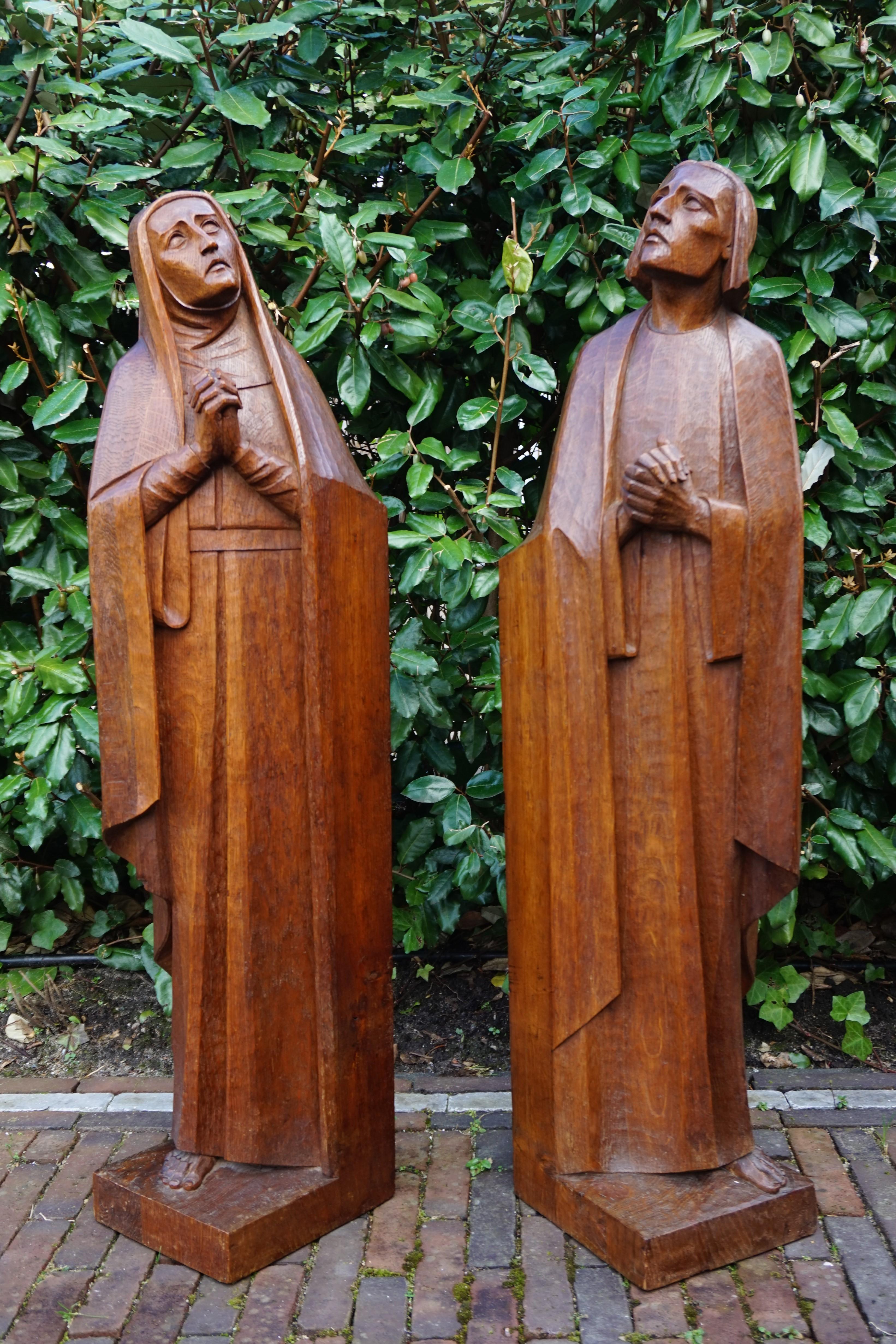 Large Arts & Crafts Hand Carved Mourning Mary and Saint John Church Sculptures 10