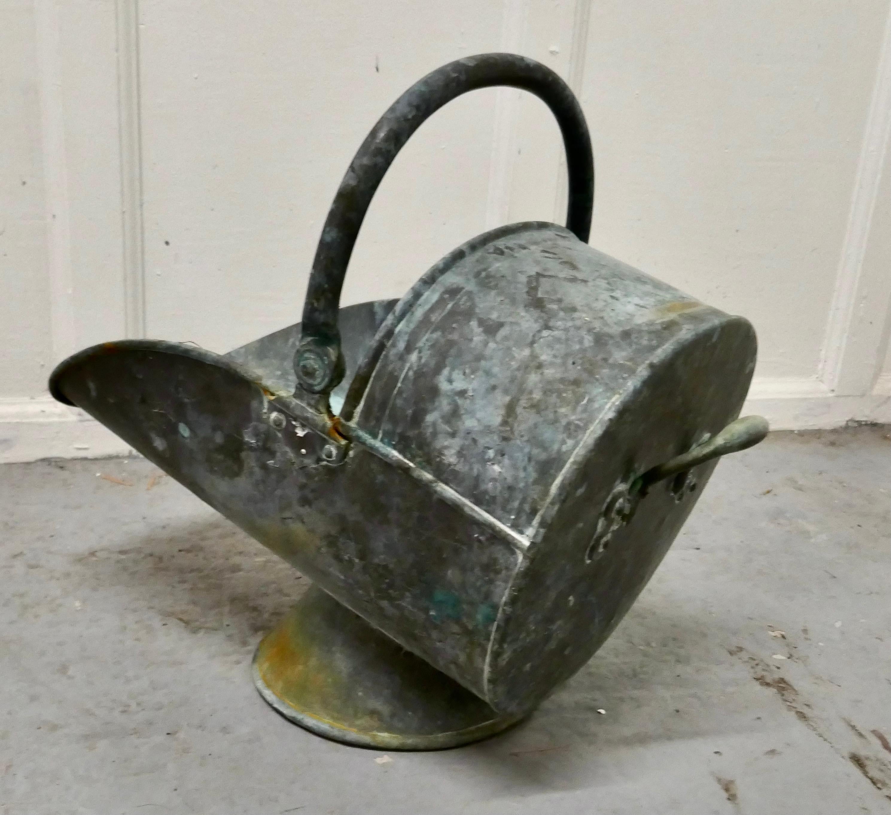 Large Arts & Crafts Shabby 'Verdigris' Copper Helmet Coal Scuttle  In Good Condition For Sale In Chillerton, Isle of Wight