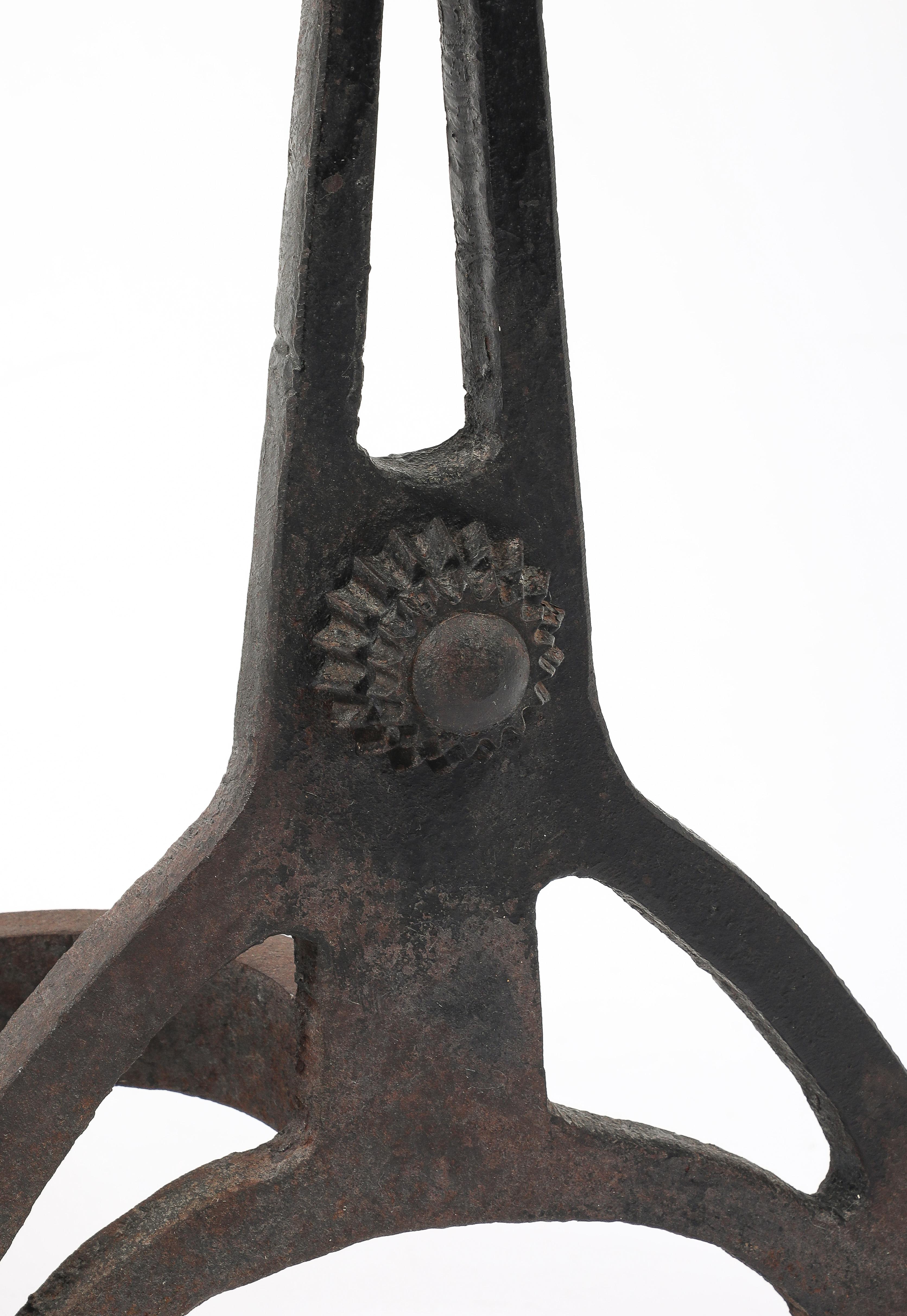 Large Arts & Craft Andirons, USA 1920's In Good Condition For Sale In New York, NY