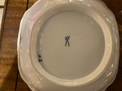 Large assembled set of blue onion Meissen with red flower 107 pieces