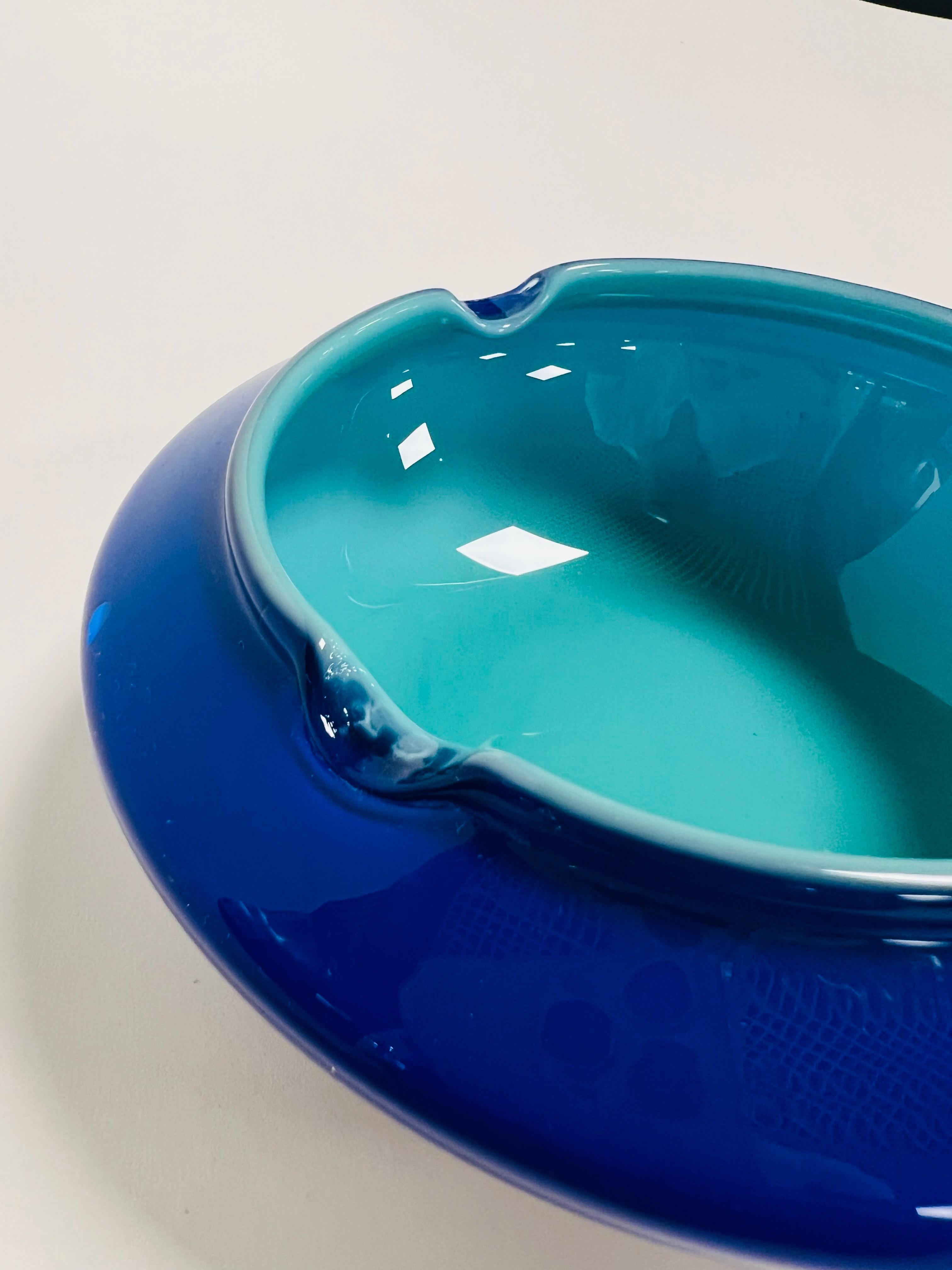 Incredible astray in Murano glass attributed to Archimede Seguso circa 1950 in green and blue applied and molded hand made.