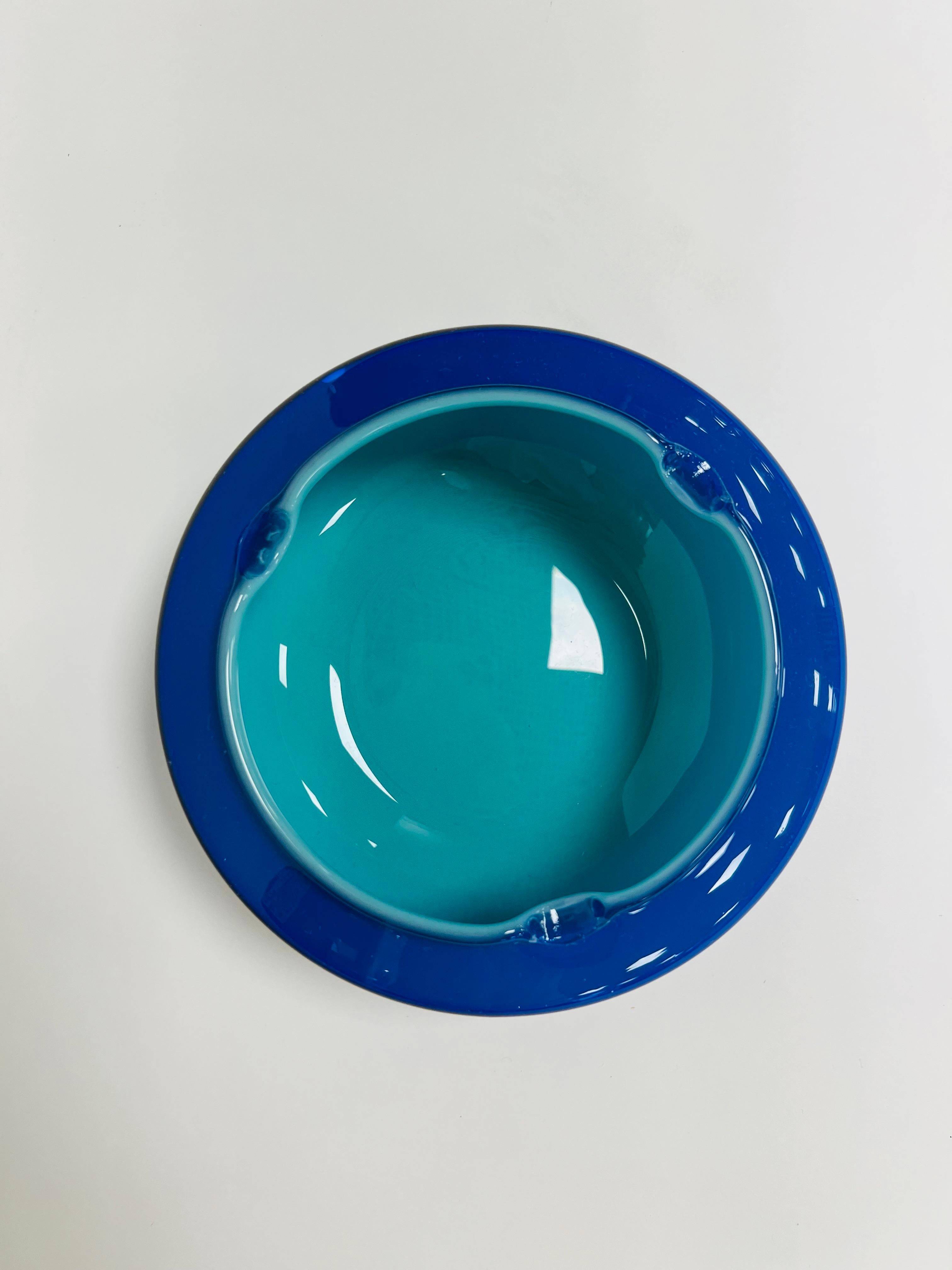 Italian Archimede Seguso large astray in Murano glass circa 1950 For Sale
