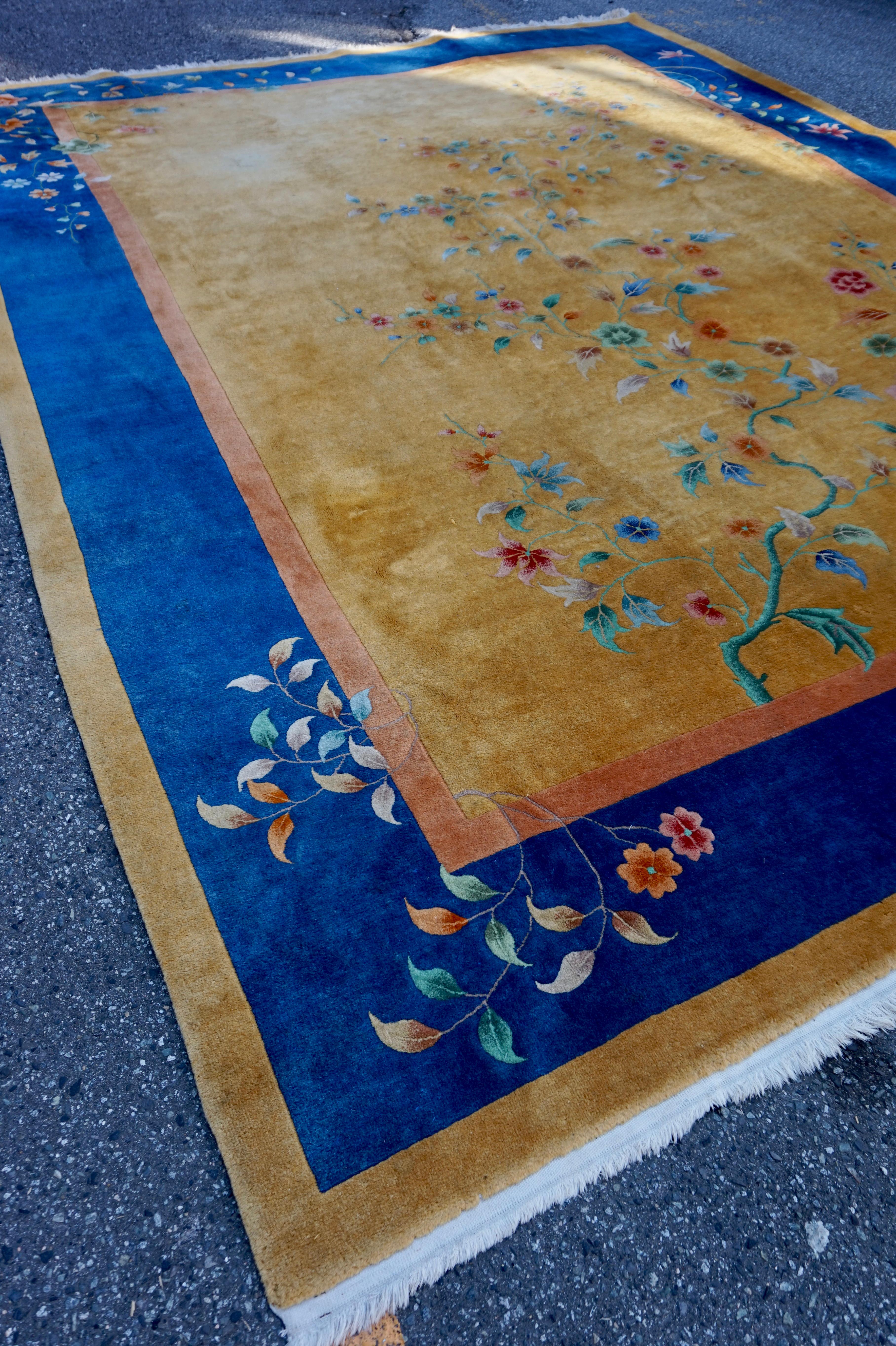 assymetric rug