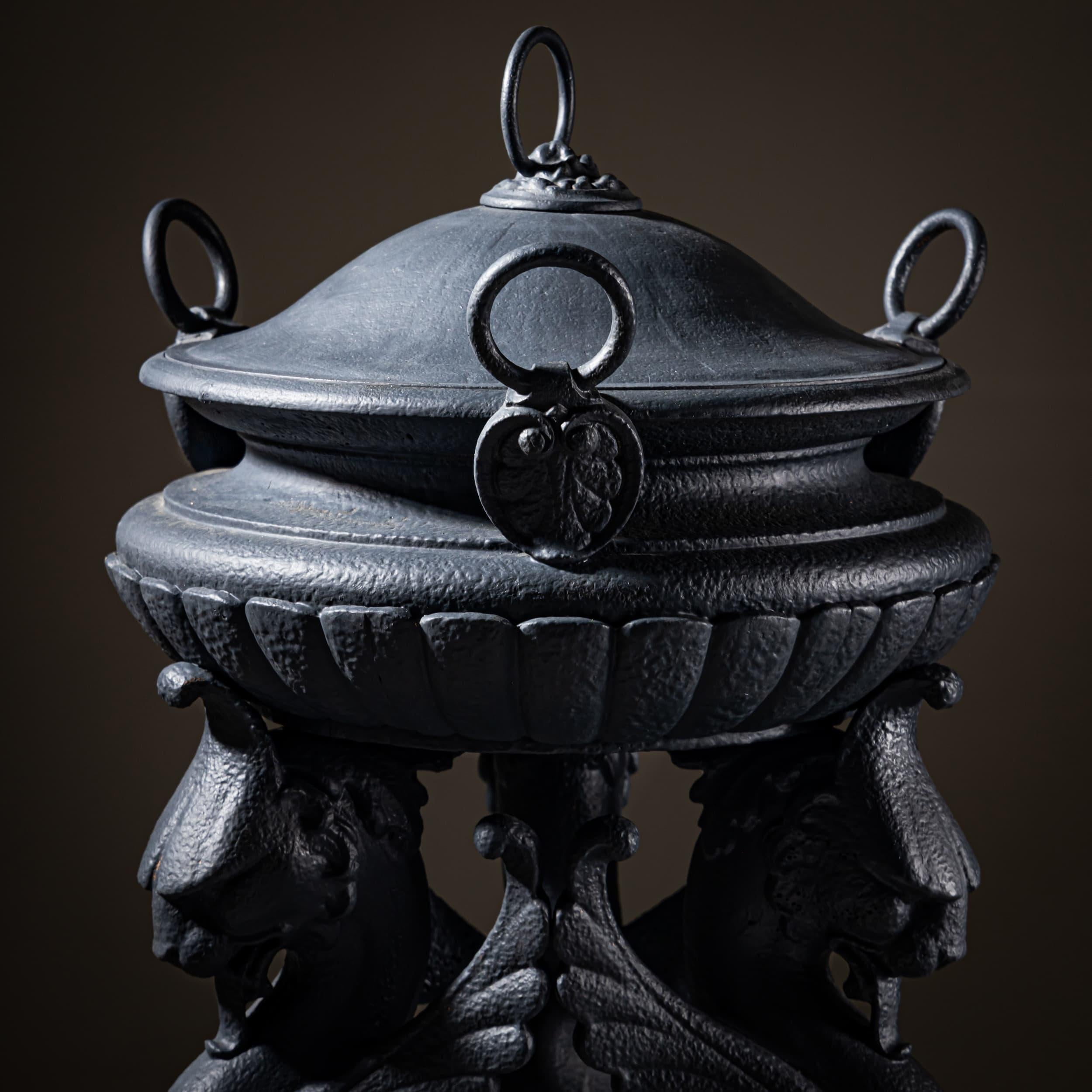 Large Athénienne, 19th Century In Good Condition For Sale In Greding, DE