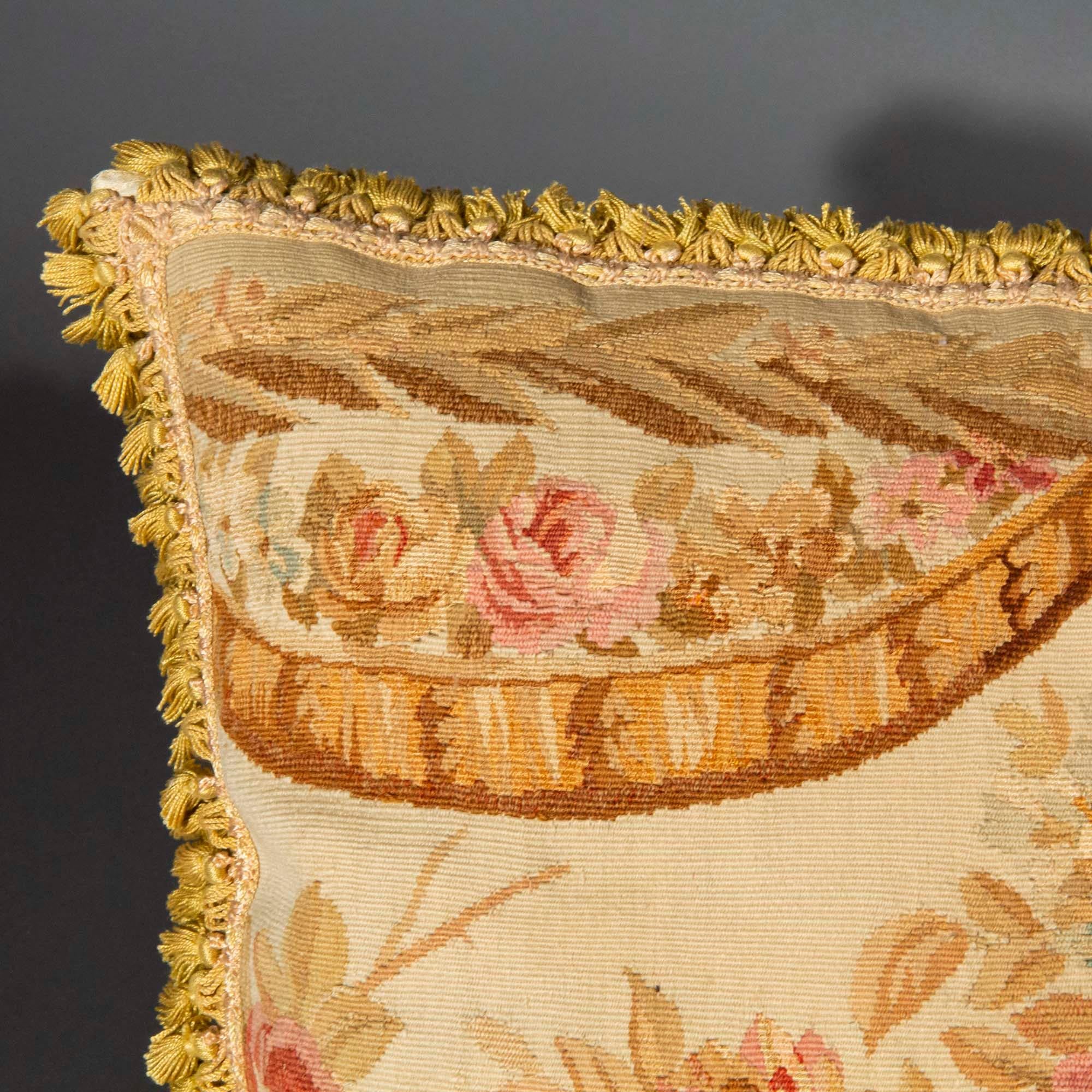 Large Aubusson Tapestry Pillow or Cushion, 18th Century In Good Condition In London, GB
