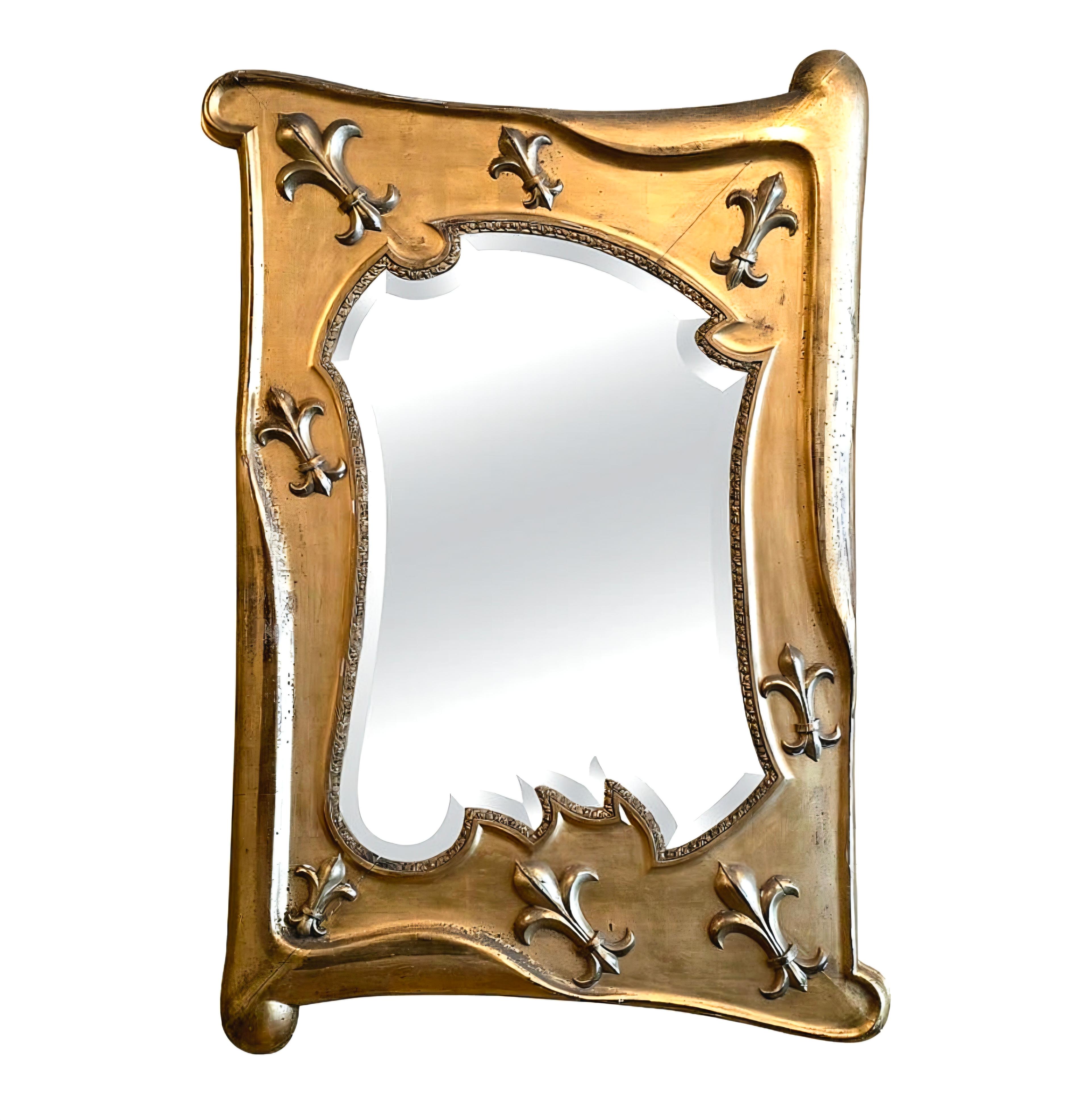 Large Austrian Art Nouveau Carved and Gilded Mirror Circa 1905 en vente