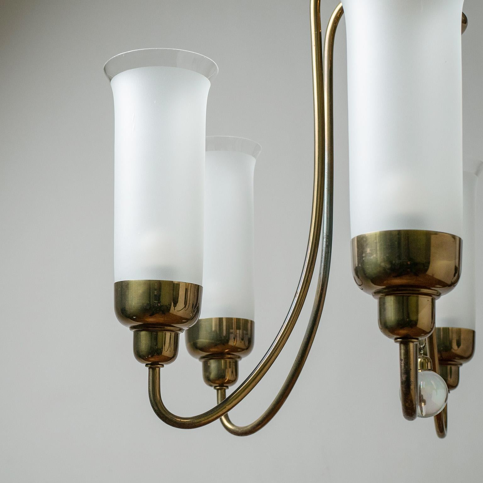 Art déco Grand lustre autrichien en laiton et verre, années 1940 en vente