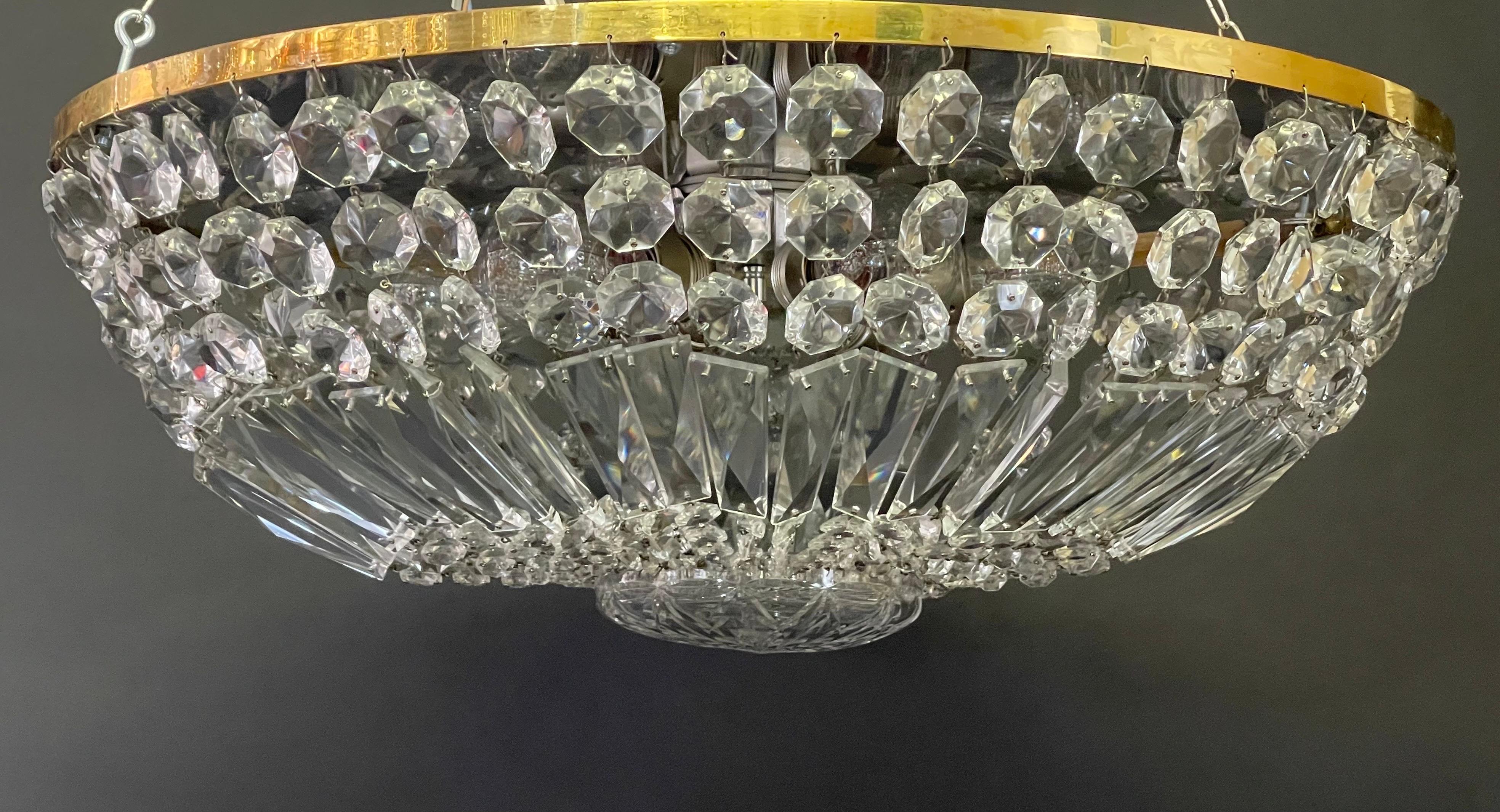 Large Austrian Cut - Crystal Flush Mount by W.Bakalowits, circa 1940s In Good Condition For Sale In Wiesbaden, Hessen