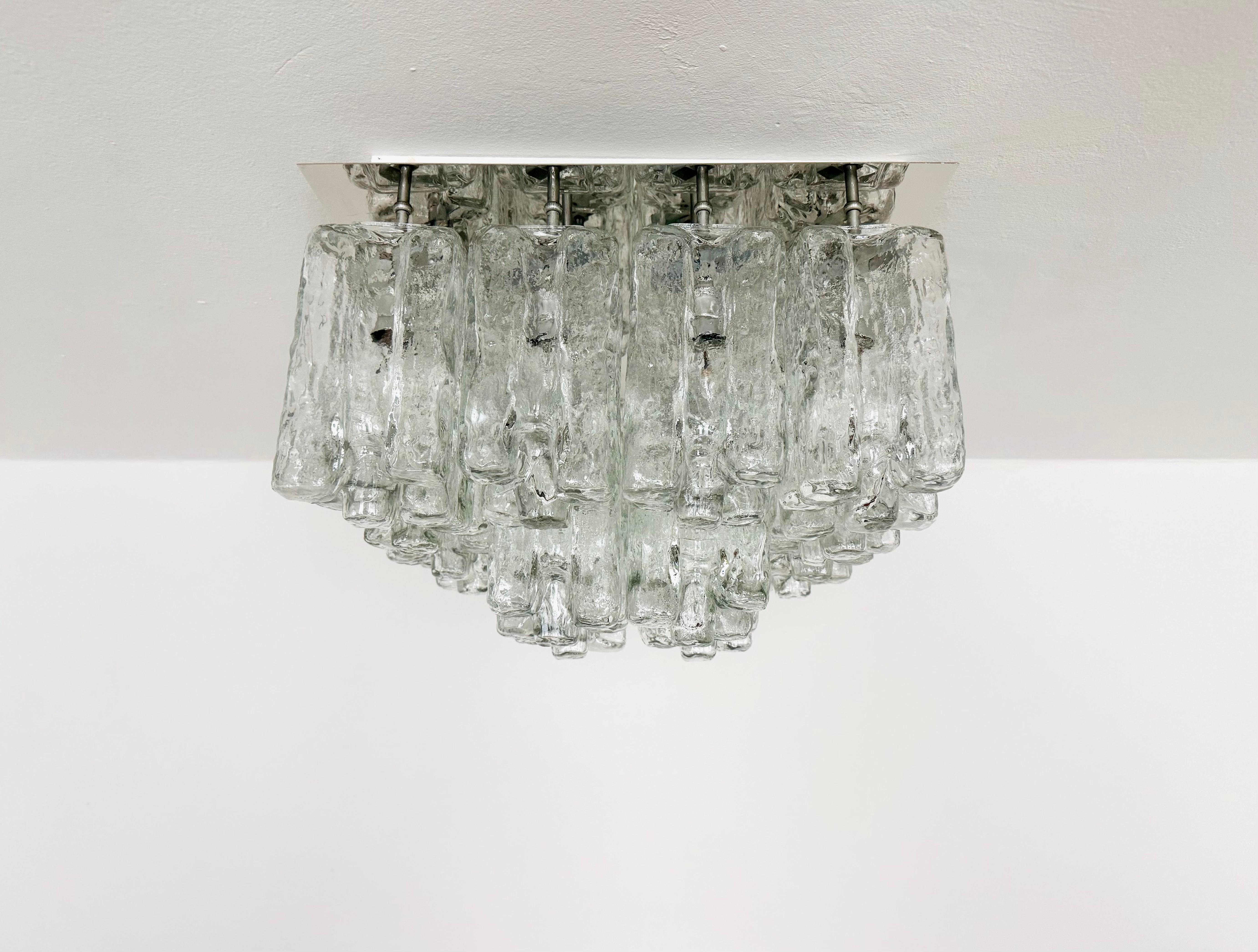 Luz empotrada grande Granada austriaca de J.T. Kalmar Alemán en venta